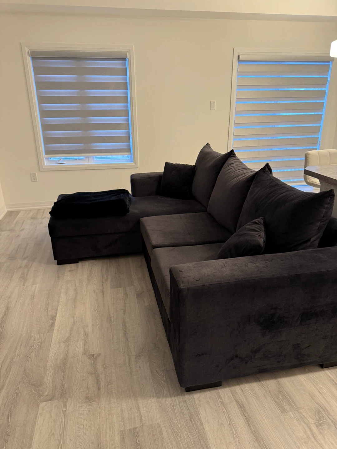 Grey Sectional Sofa with Chaise