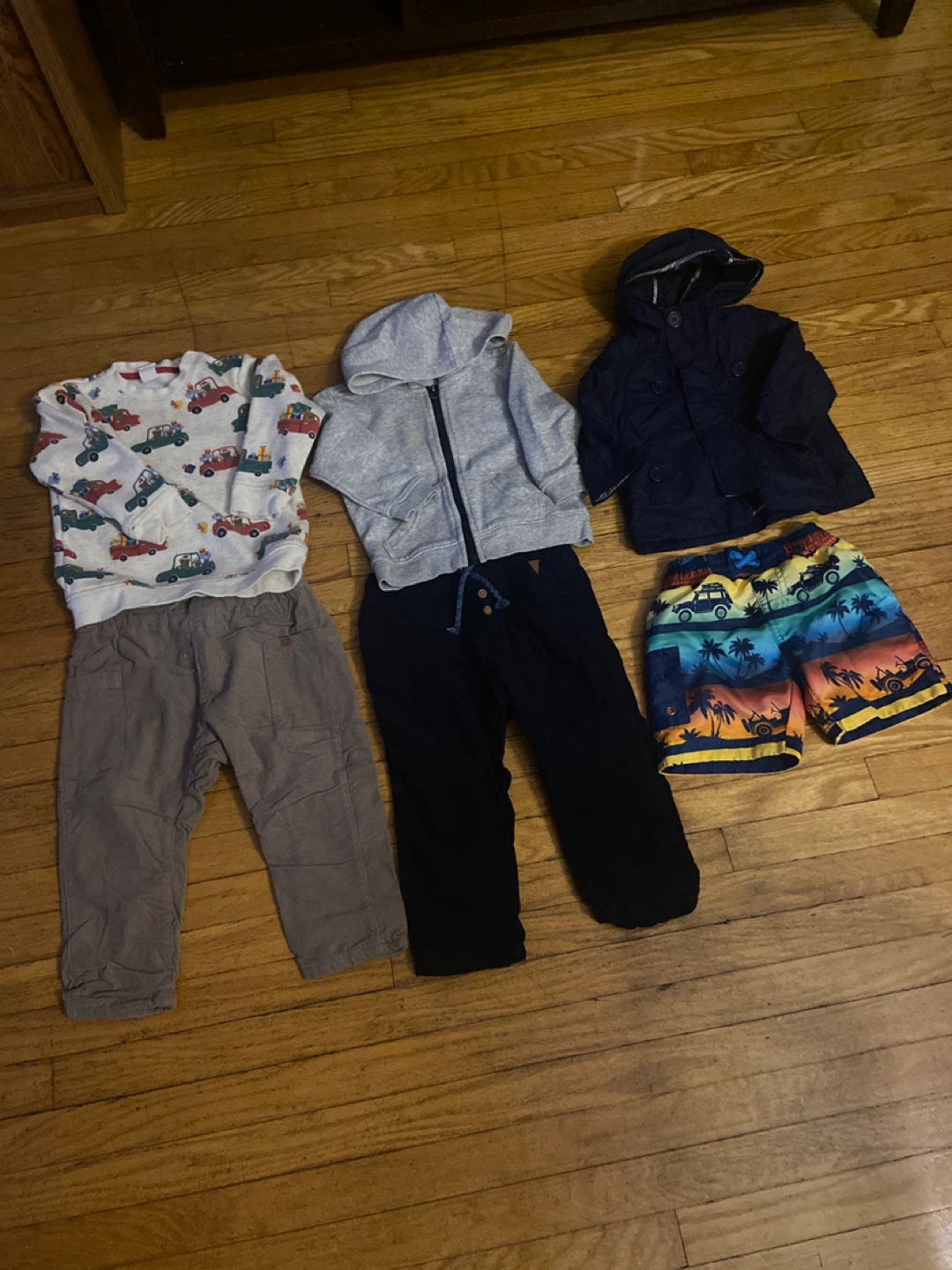 Kids clothing