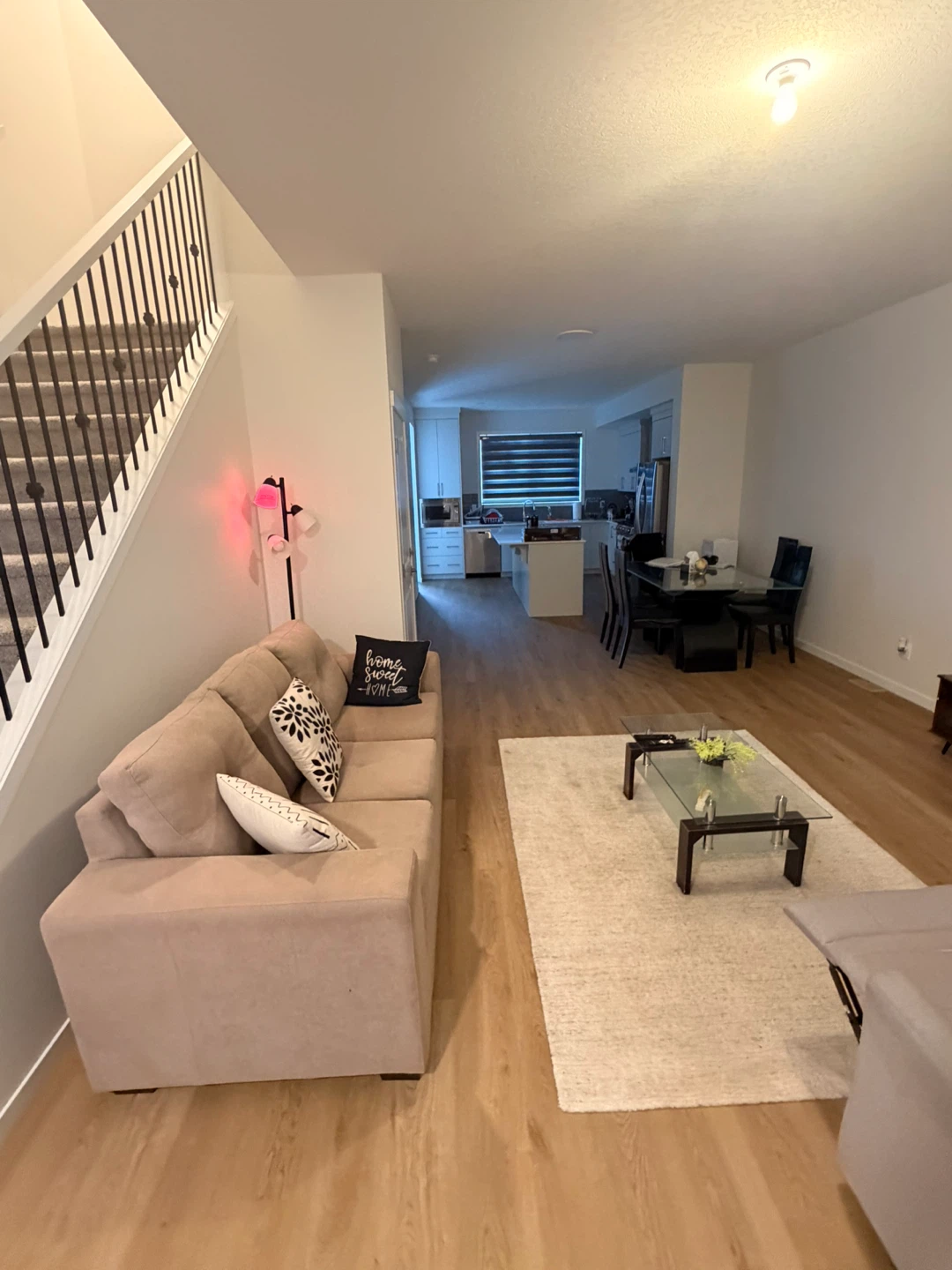 Bright Private Room in New Livingstone NE Calgary Home - photo 2