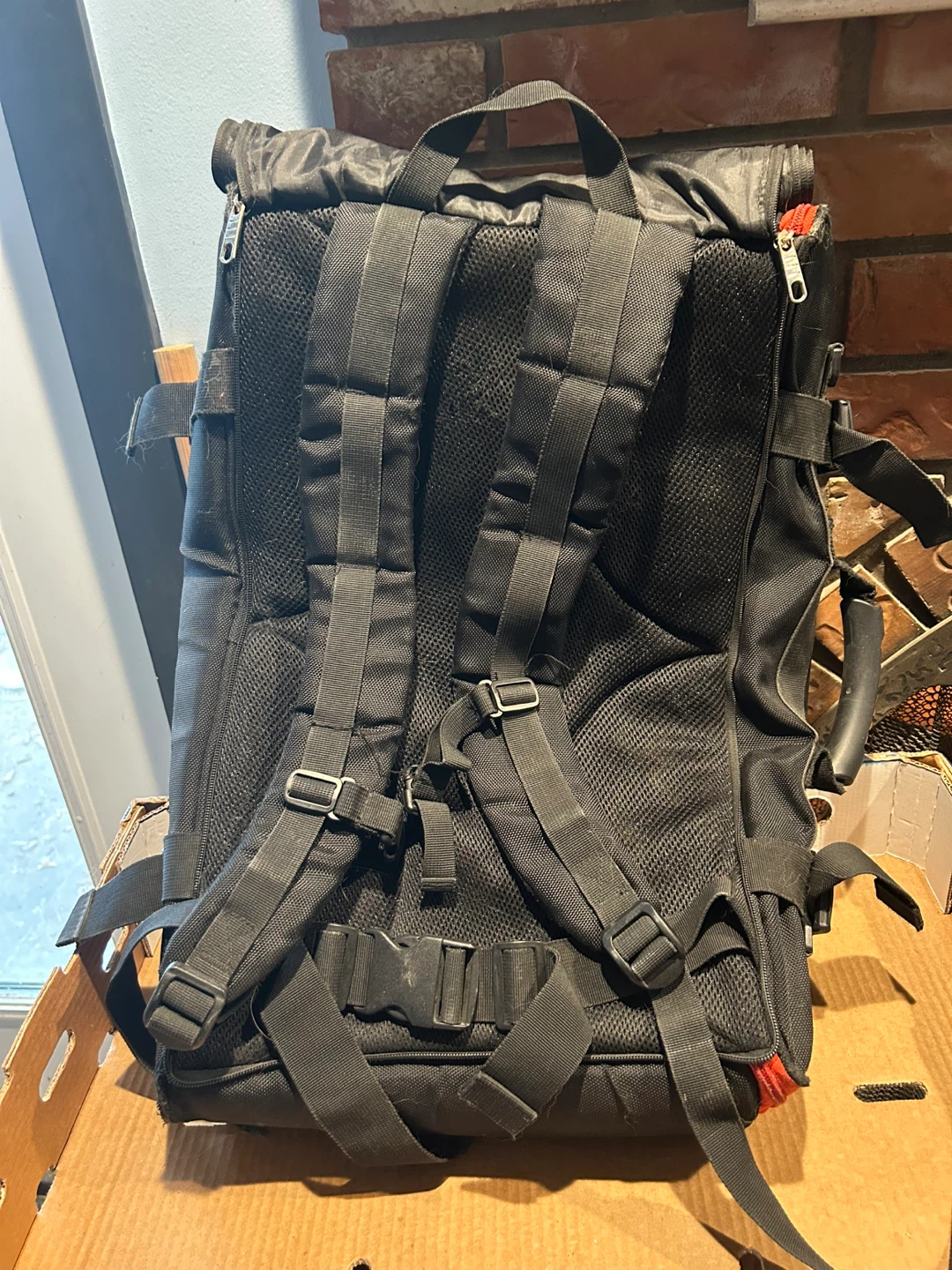 Thermaltake Tt eSports Battle Dragon Backpack - photo 3