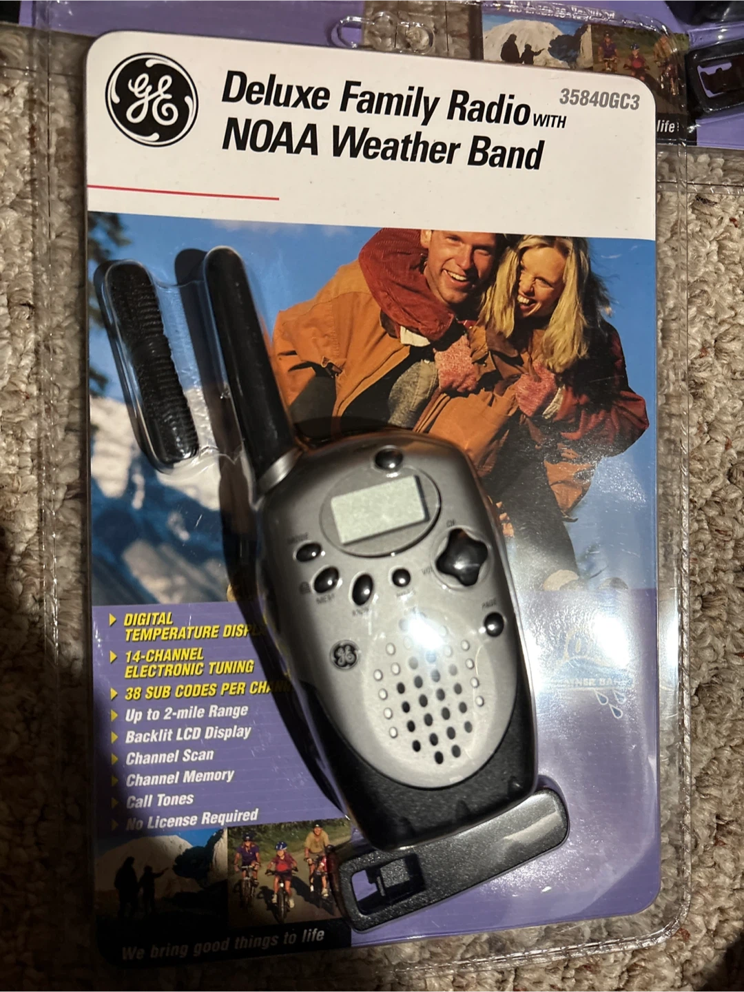 New GE Deluxe Family Radio NOAA Weather Band - photo 2