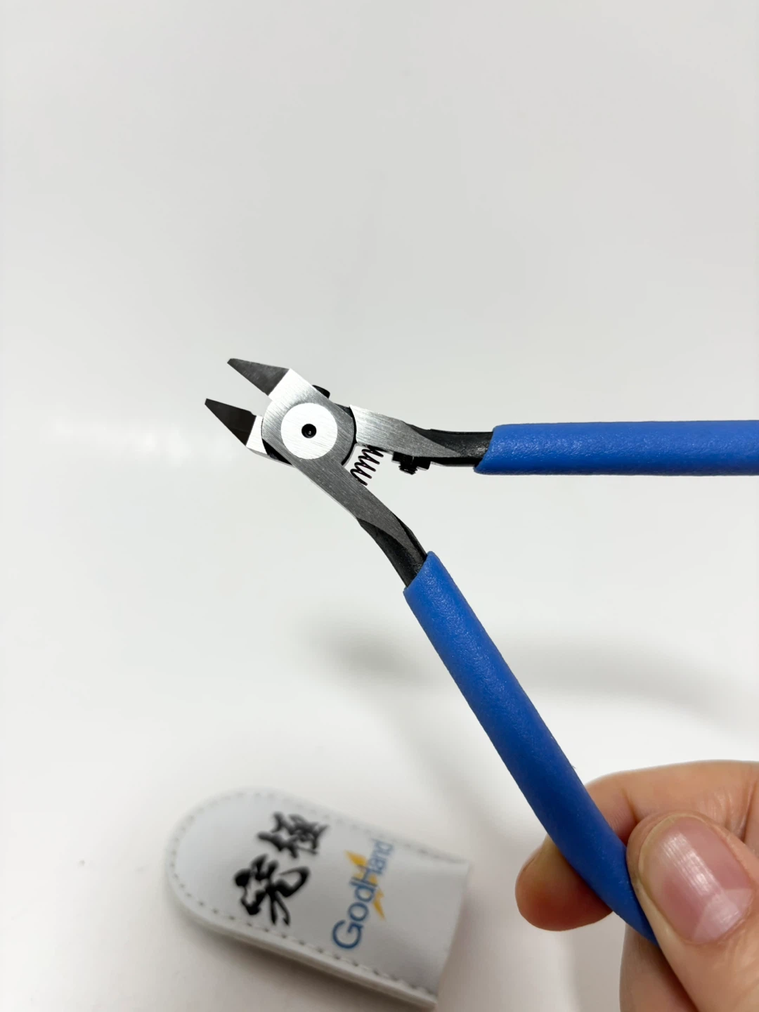 GodHand Precision Nippers SPN-120 (with Protection Cap - photo 3