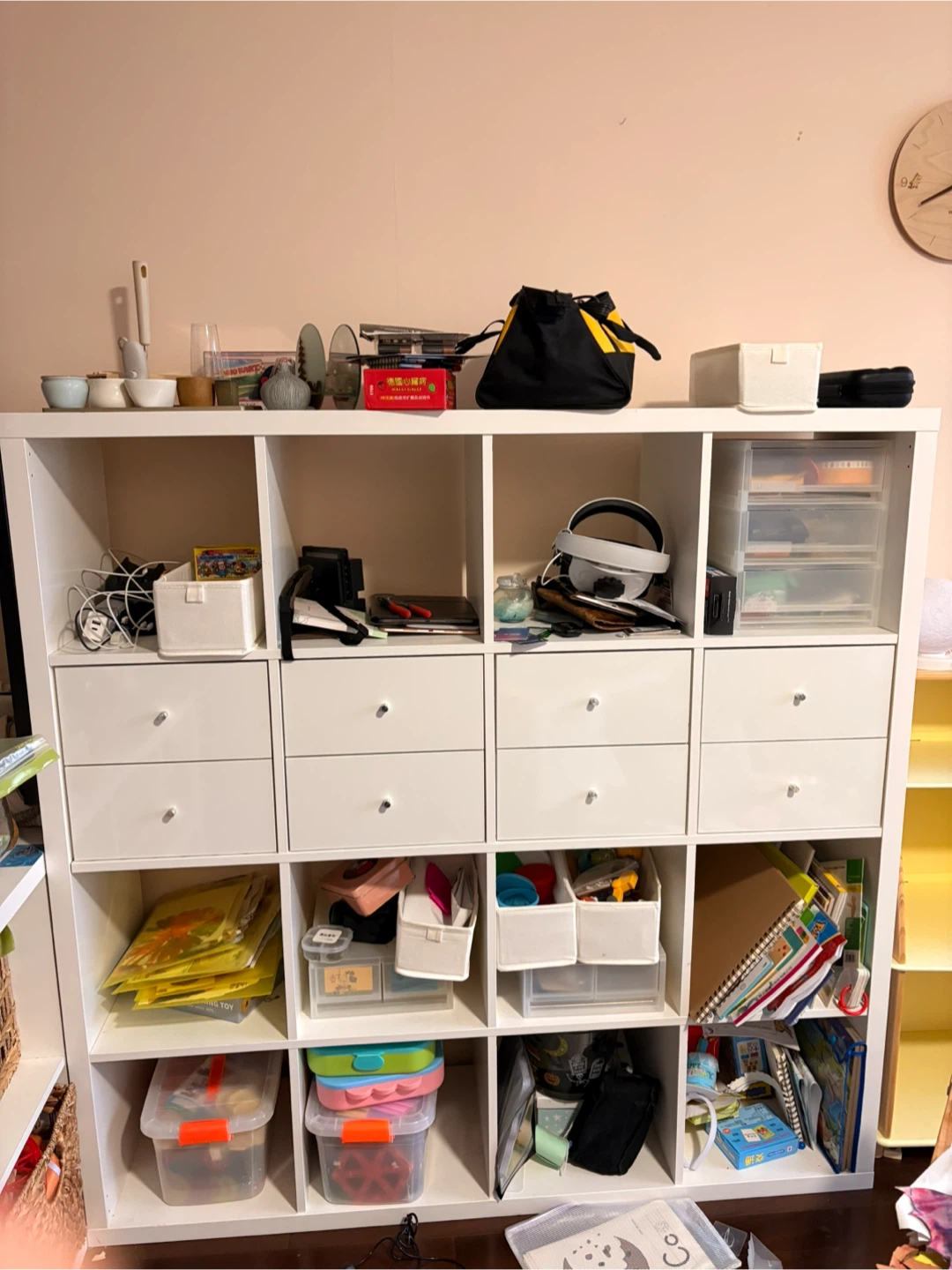 IKEA 4 x 4 KALLAX