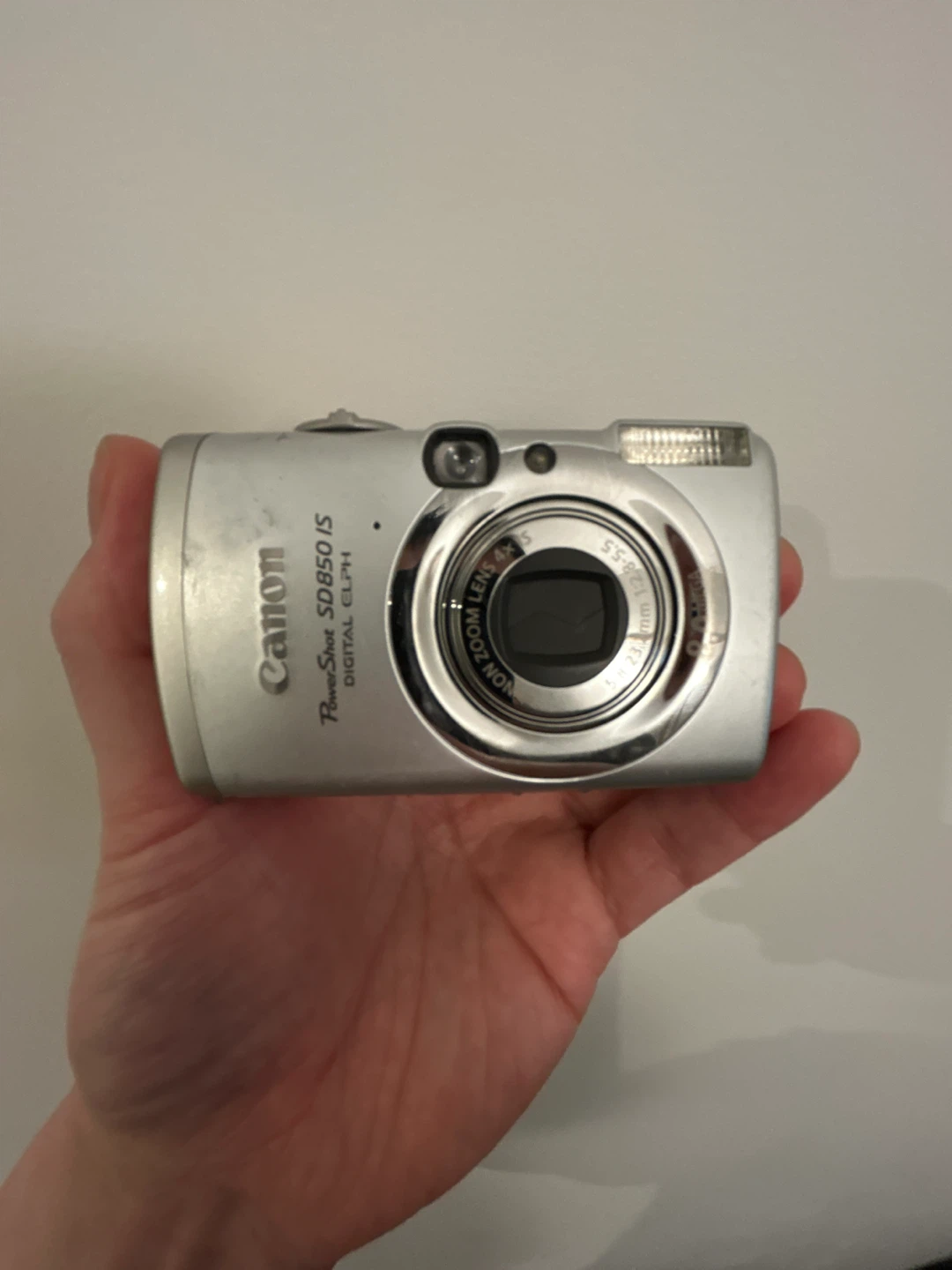 Canon PowerShot SD850 IS Digital ELPH - No charger