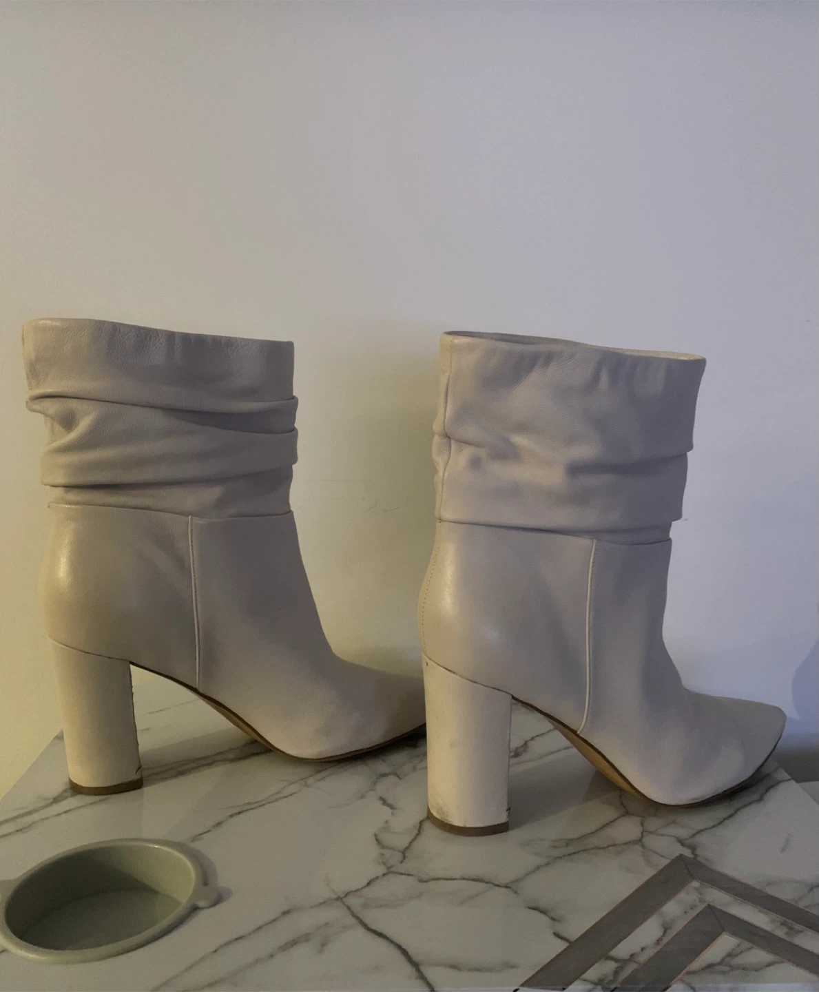 MARC FISHER Leather Off-White/Ivory Booties - photo 4