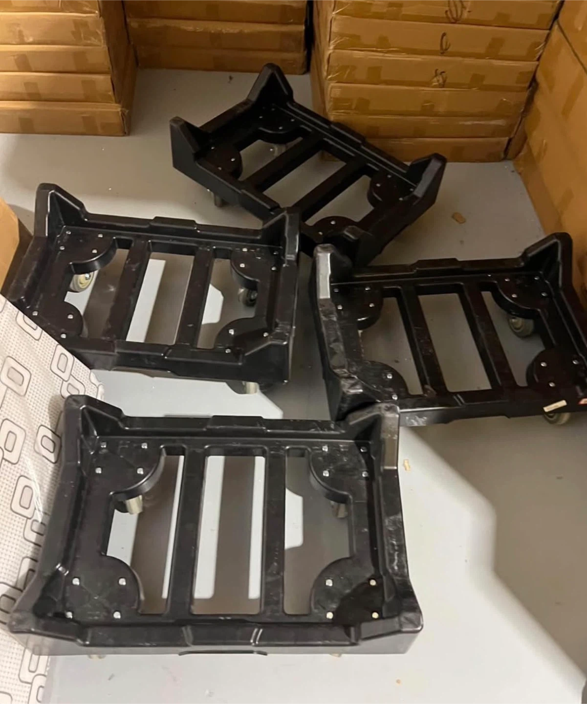 Free delivery Used Global Industrial Plastic Container Dolly