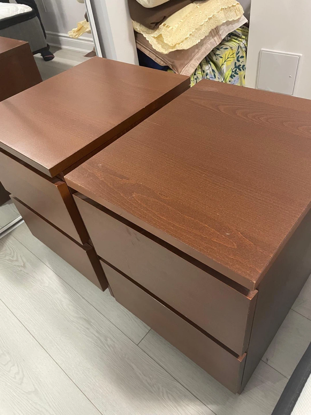 ✨ IKEA MALM Nightstands – Set of 2 (Medium Brown) – $80 ✨ - photo 2