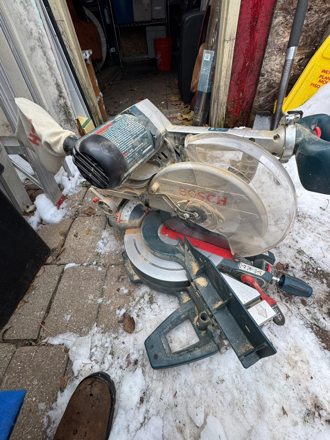Bosch 4212L Miter Saw - photo 4