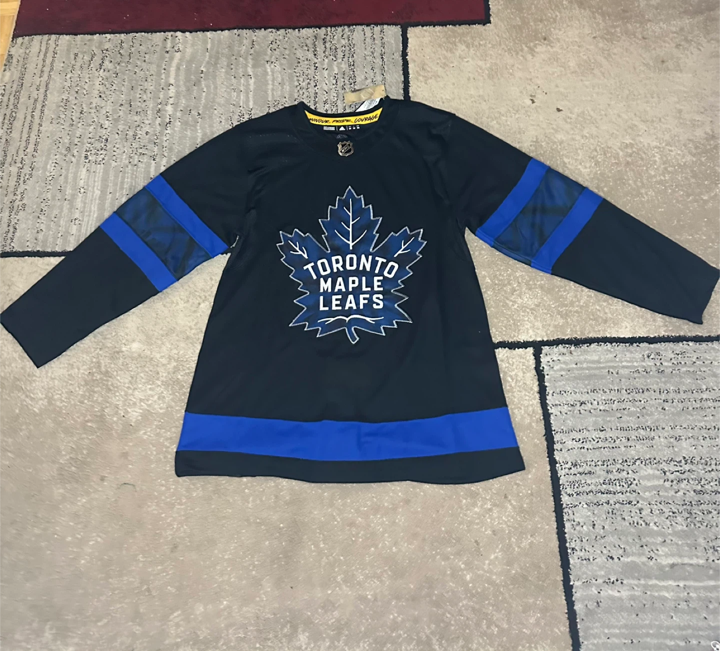 Adidas NHL Toronto Maple Leafs Jersey, Size 50.