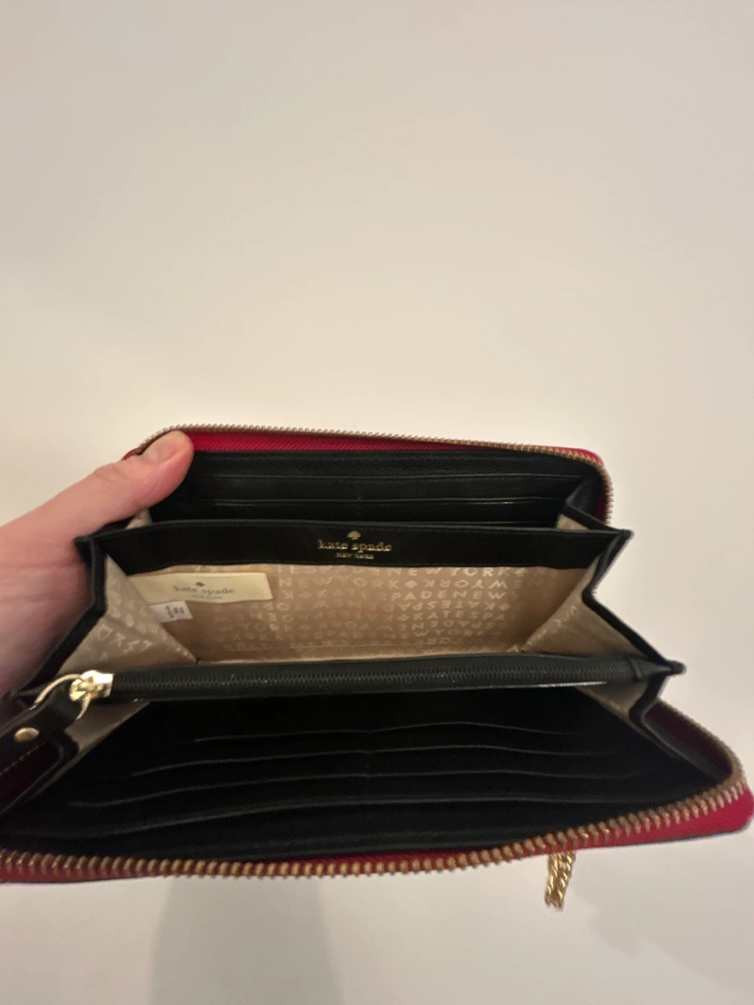 Kate Spade Red Patent Leather Zip Around Wallet - photo 3