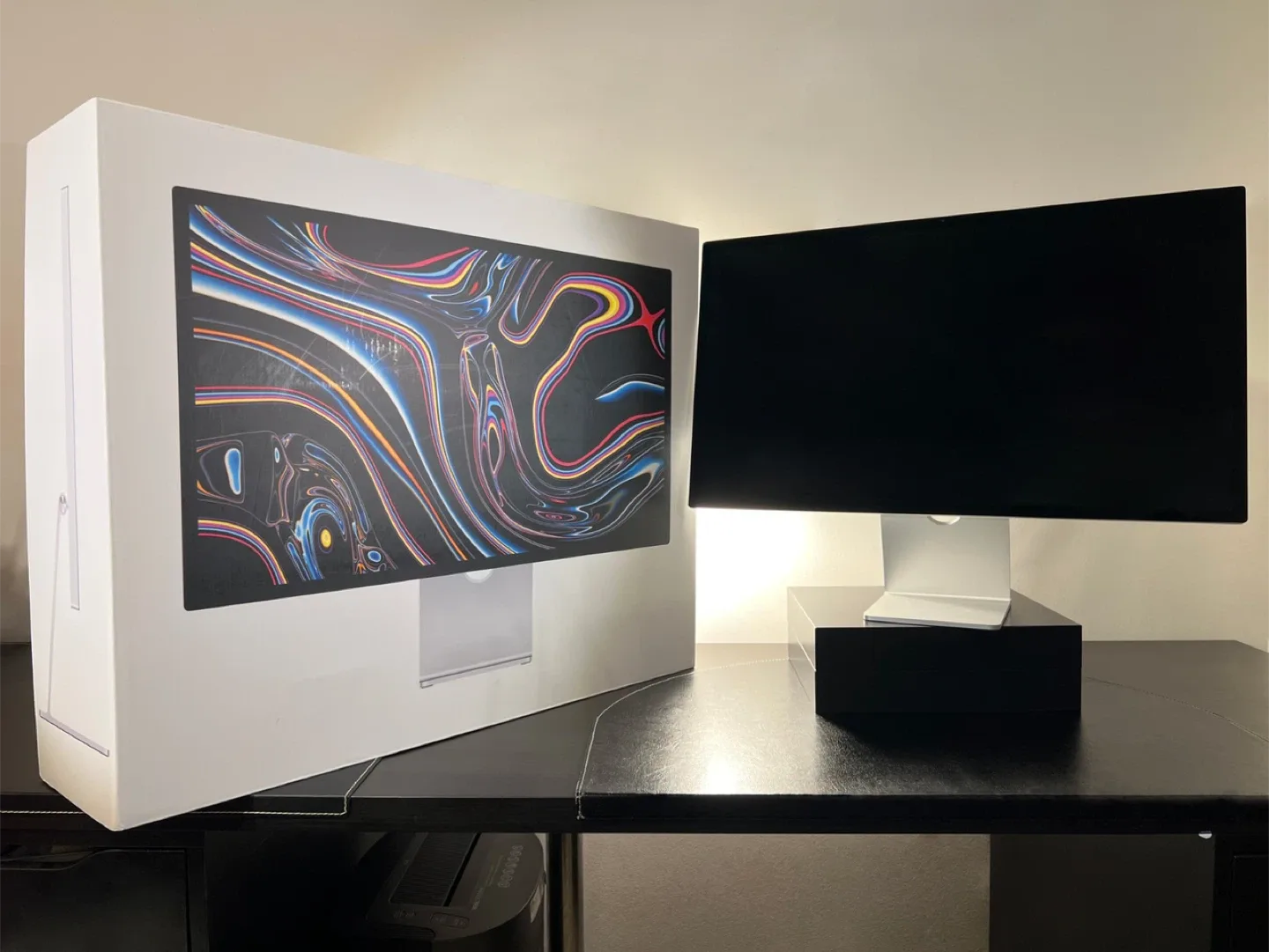 Apple Studio Display - 27-Inch - 5K - Standard Glass - A2525