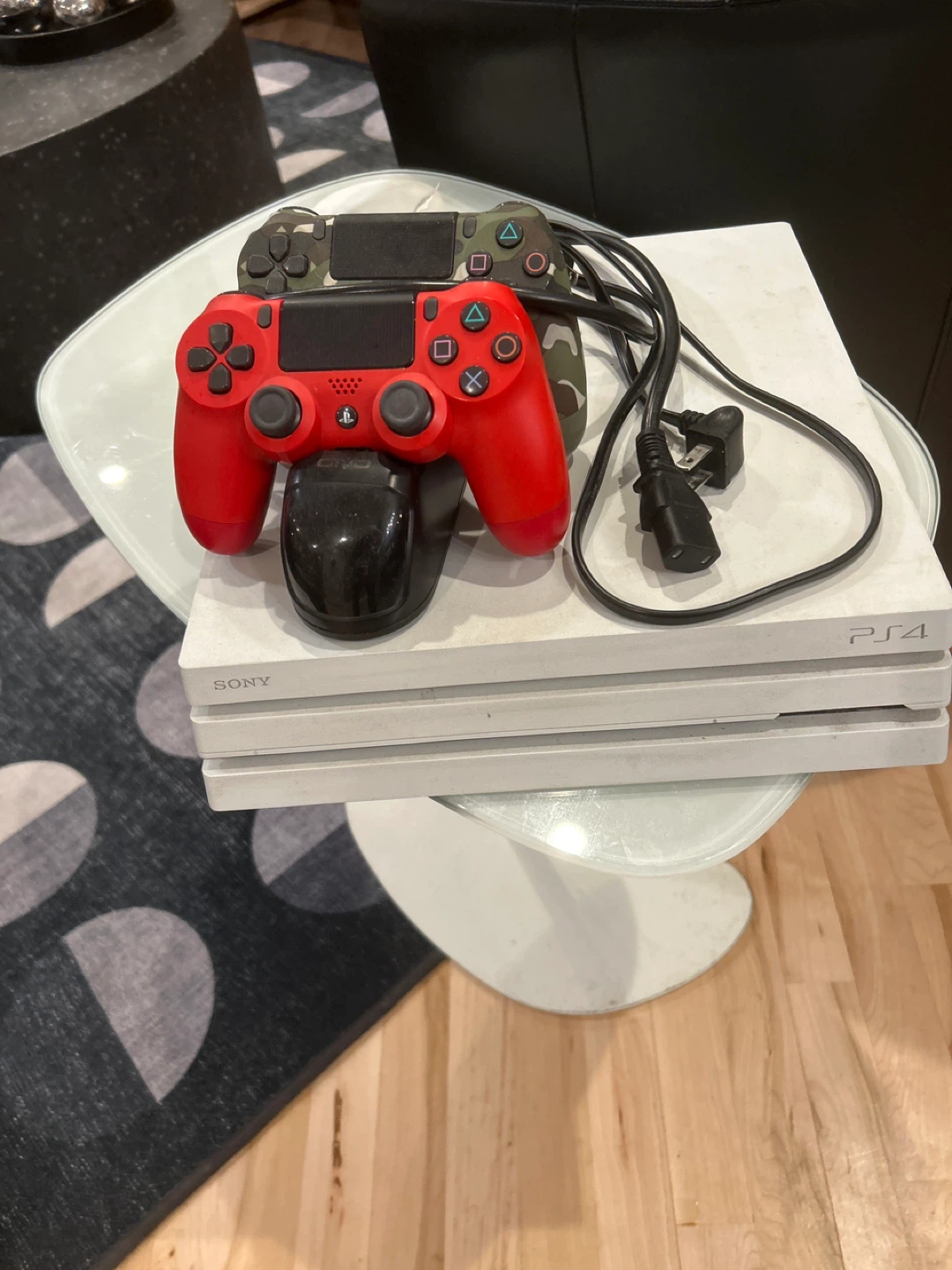 White PlayStation 4 Pro Console with 2 Controllers and charger - photo 3