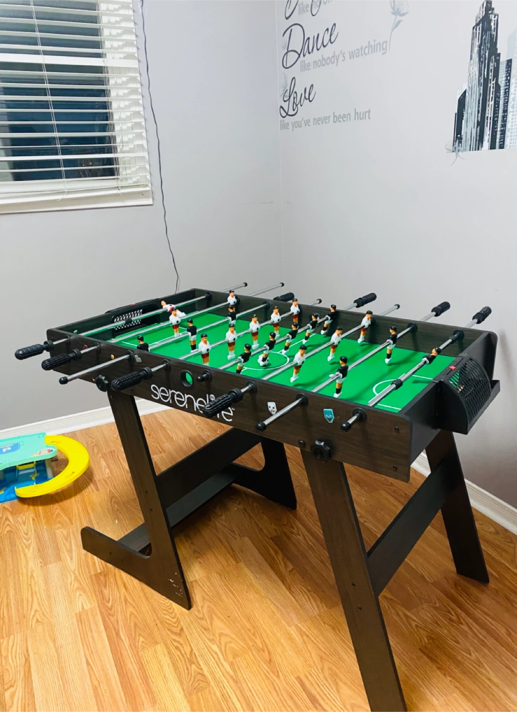 Serenelife Foosball Table