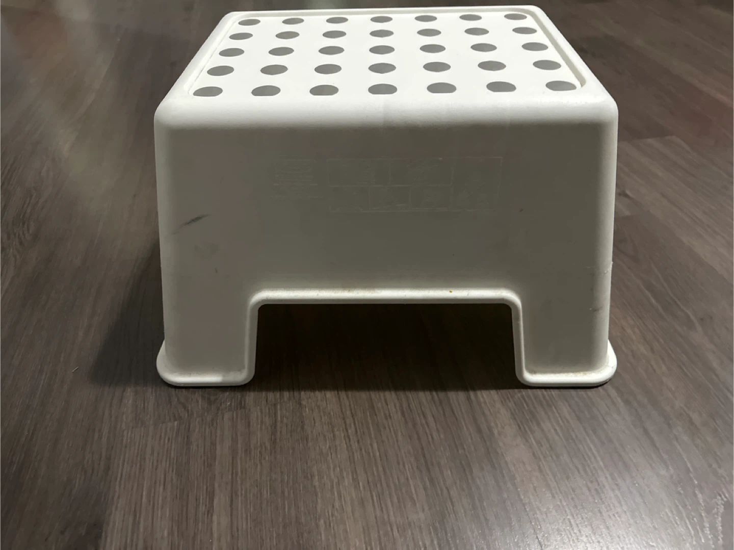 White Plastic Step Stool - photo 3