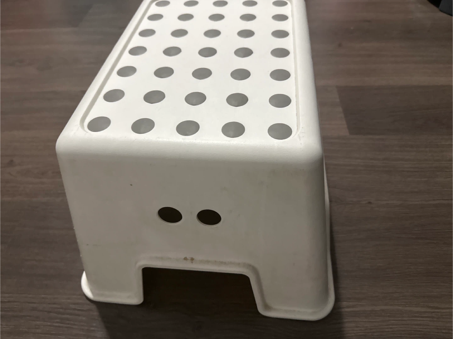 White Plastic Step Stool - photo 4