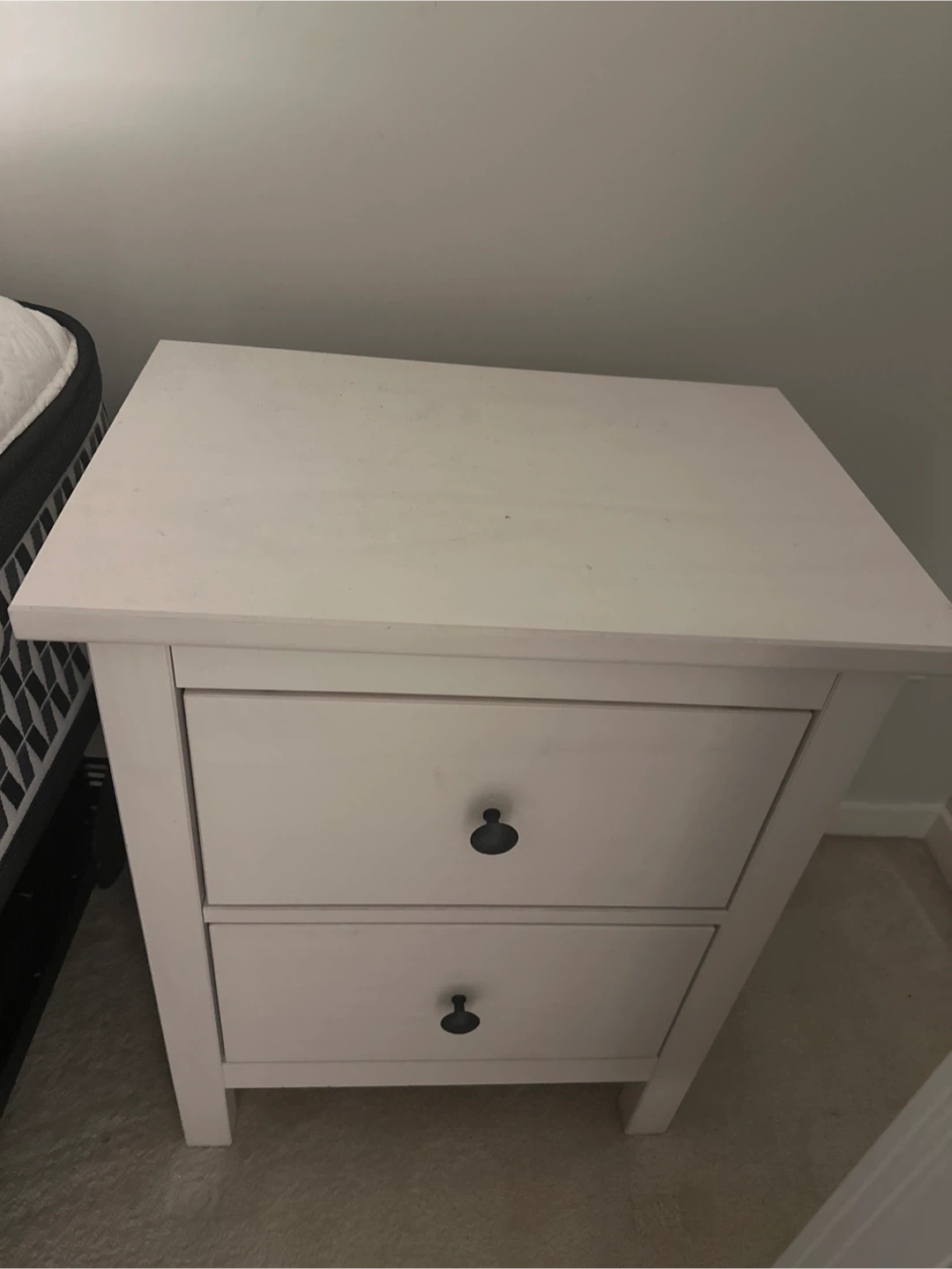 White 2-Drawer Nightstand