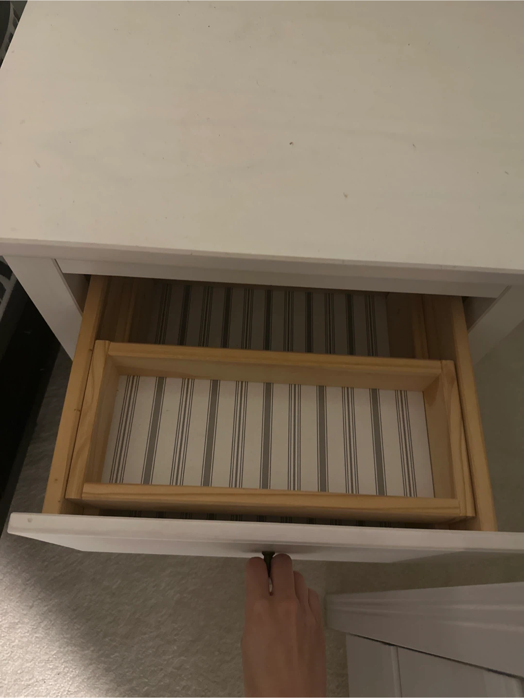 White 2-Drawer Nightstand - photo 2