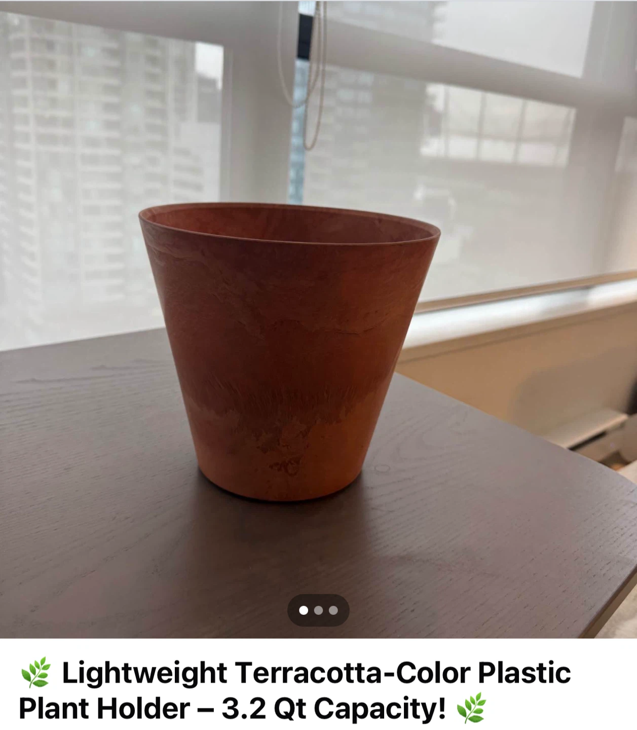 Lightweight Terracotta Plastic Plant Holder - 3.2 Qt