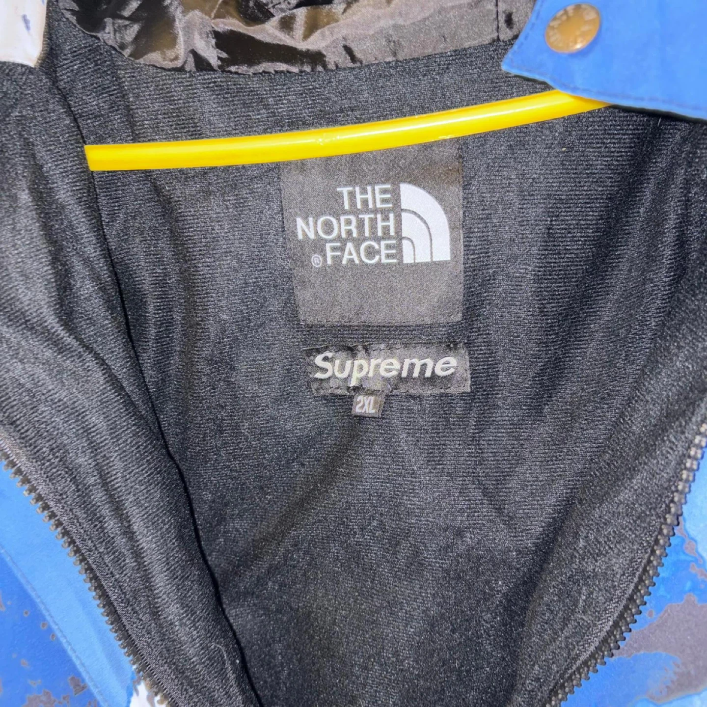 Supreme x The North Face Mountain Jacket 2XL - photo 2