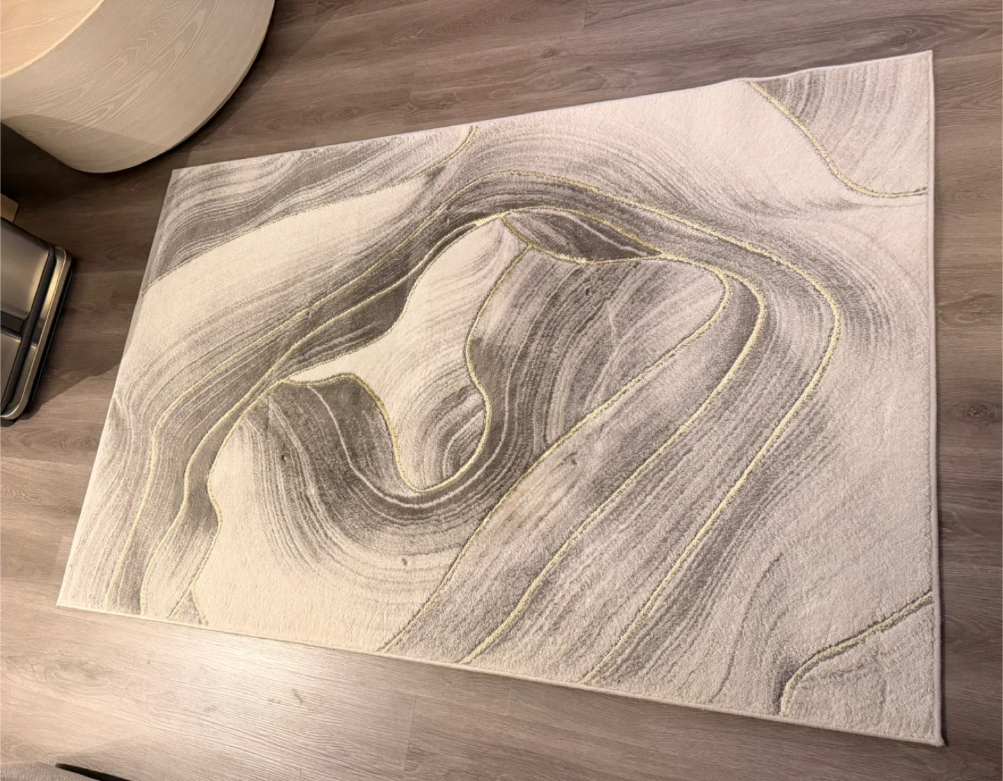 Micadeau Abstract Indoor Rug - (6’ x 4’ - Grey / Gold) - photo 2