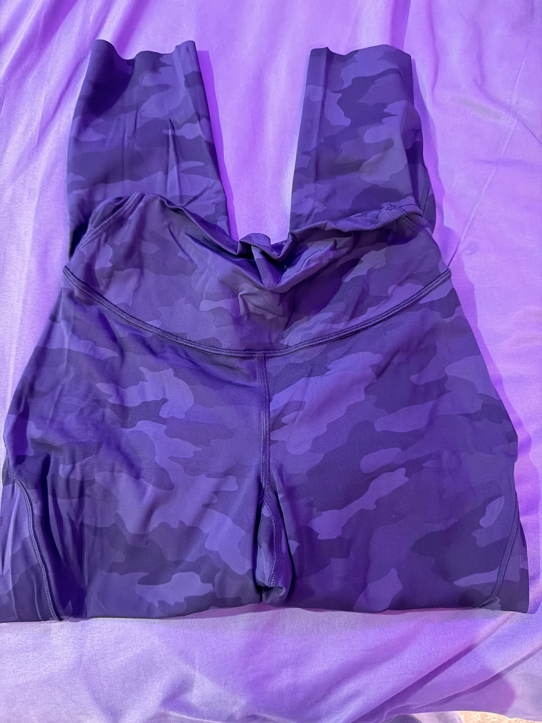 Lululemon Camo Leggings - Size 10 - photo 3
