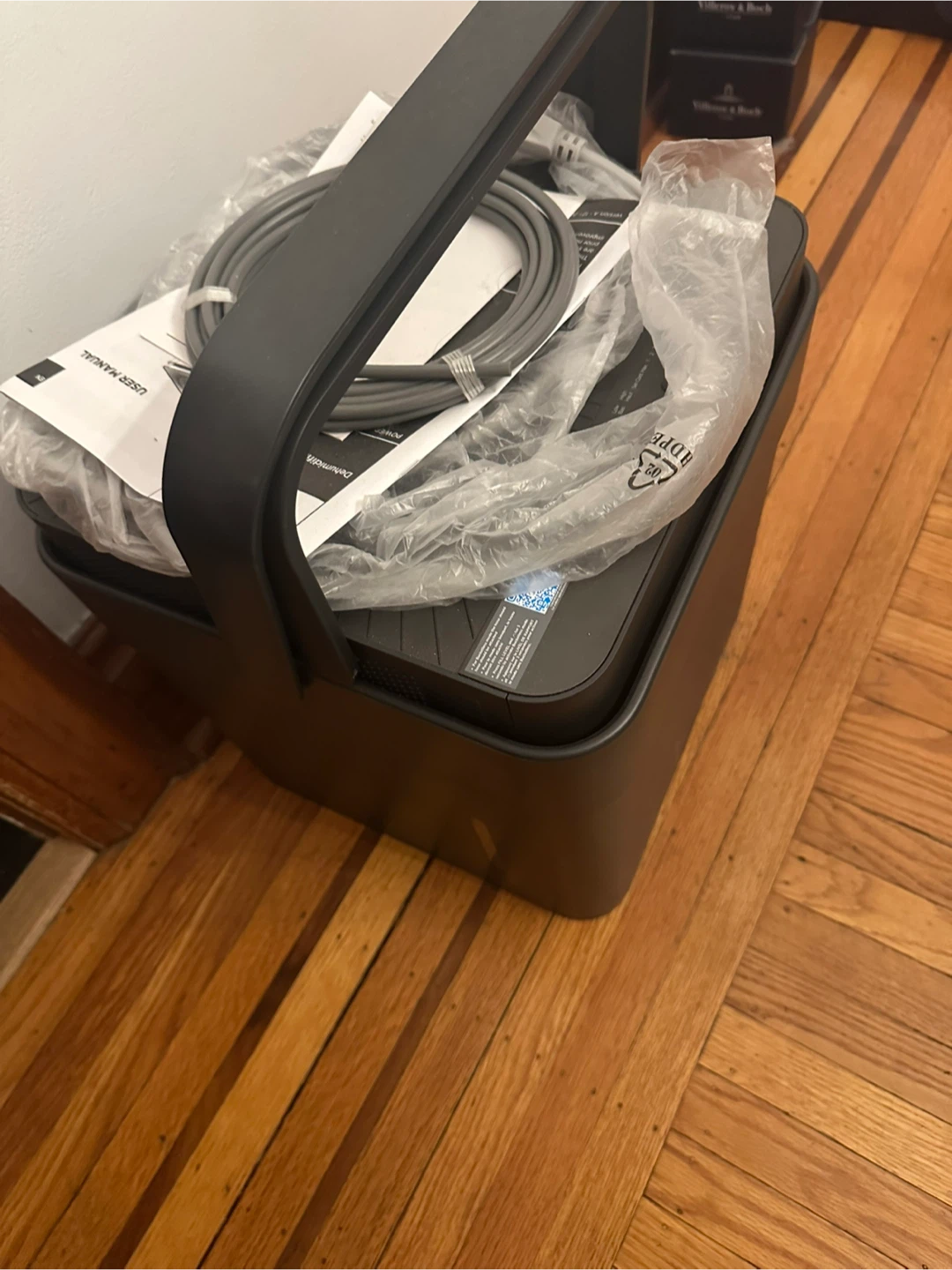 BRAND NEW Midea Dehumidifier (50 Pint) - photo 4