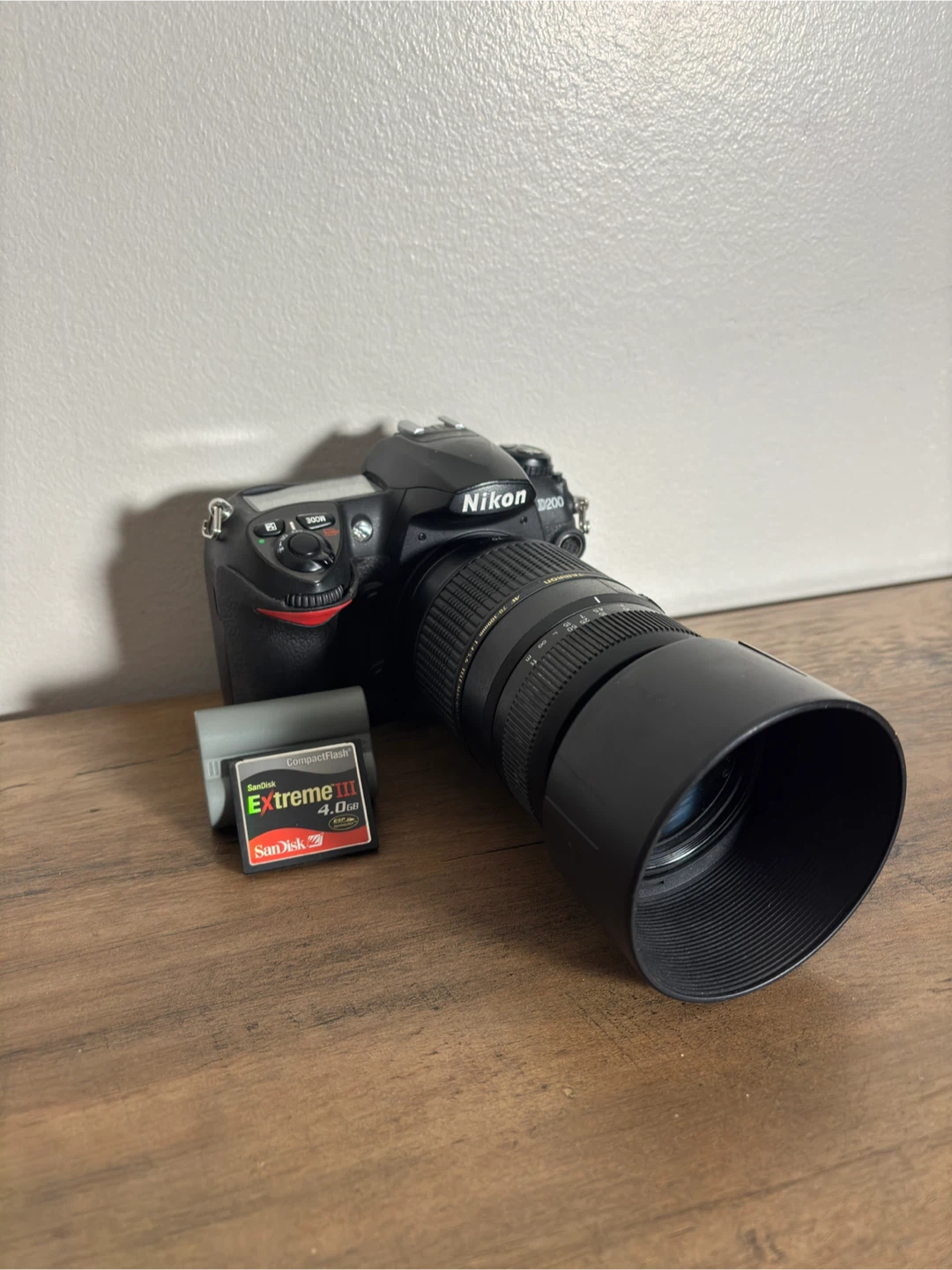 Nikon D200 + Tamron 70–300mm Lens - Be Quick!