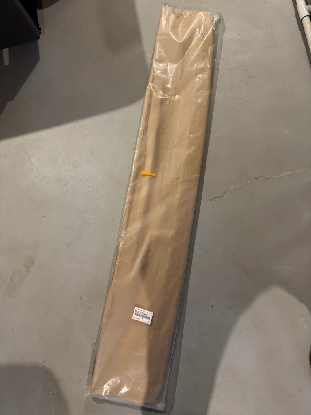Lexus Lx570 Bumper Pad (Rear, Upper)2013-2015 Brand new Seal