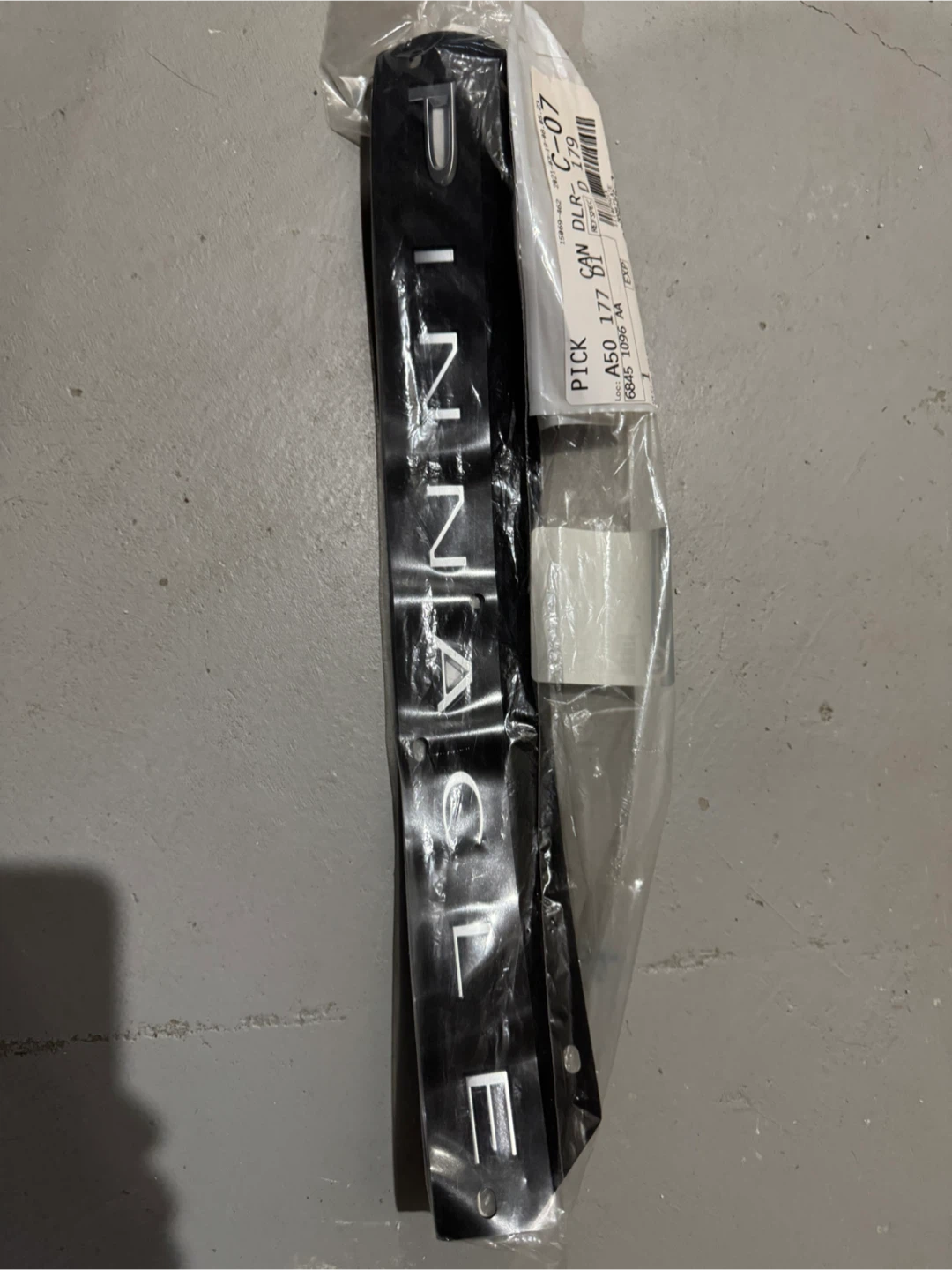 Chrysler Pacifica 21-25 Pinnacle Nameplate,  - Mopar