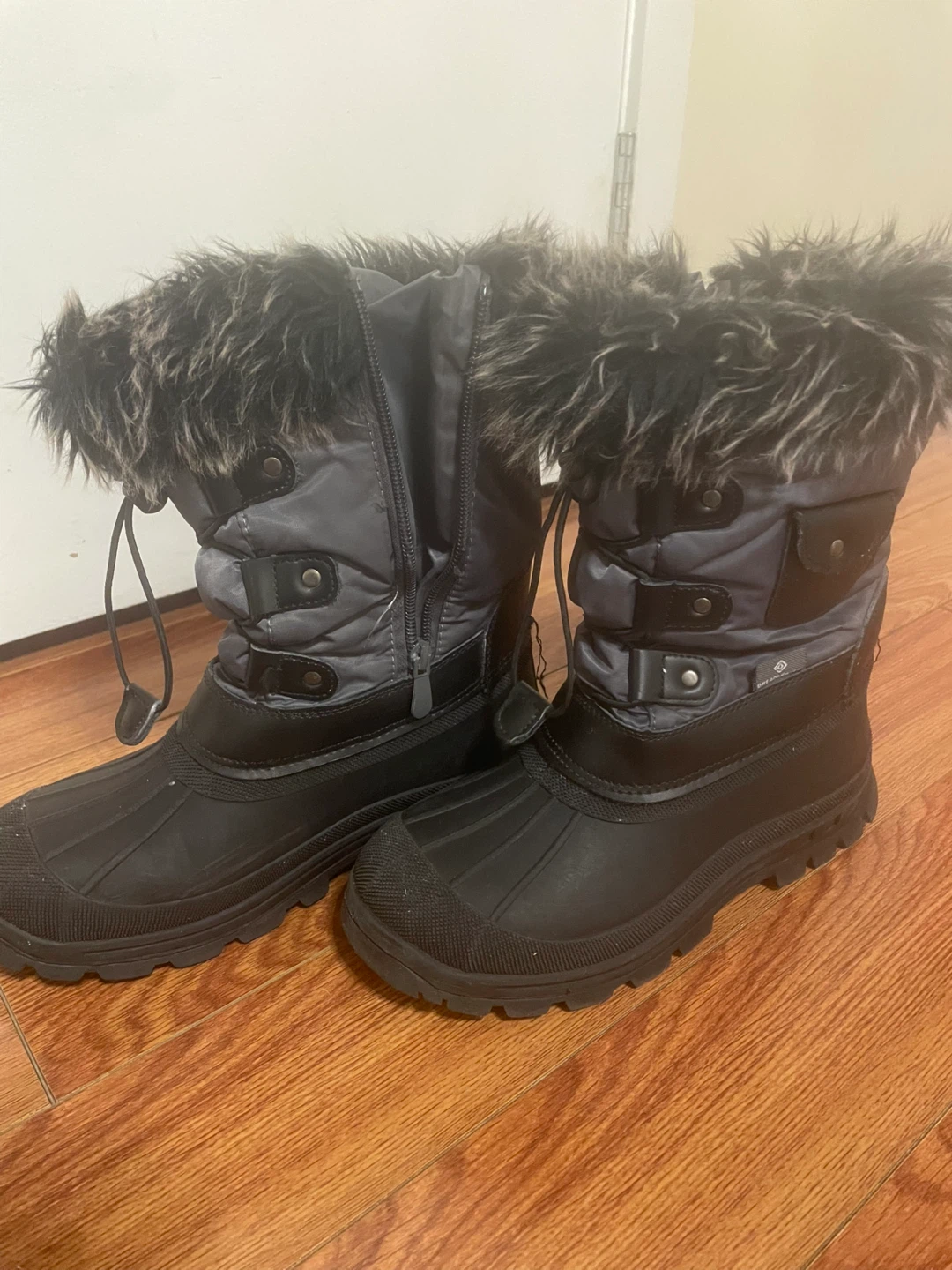 Boy‘s Winter Boots - Size 37.5 - photo 4