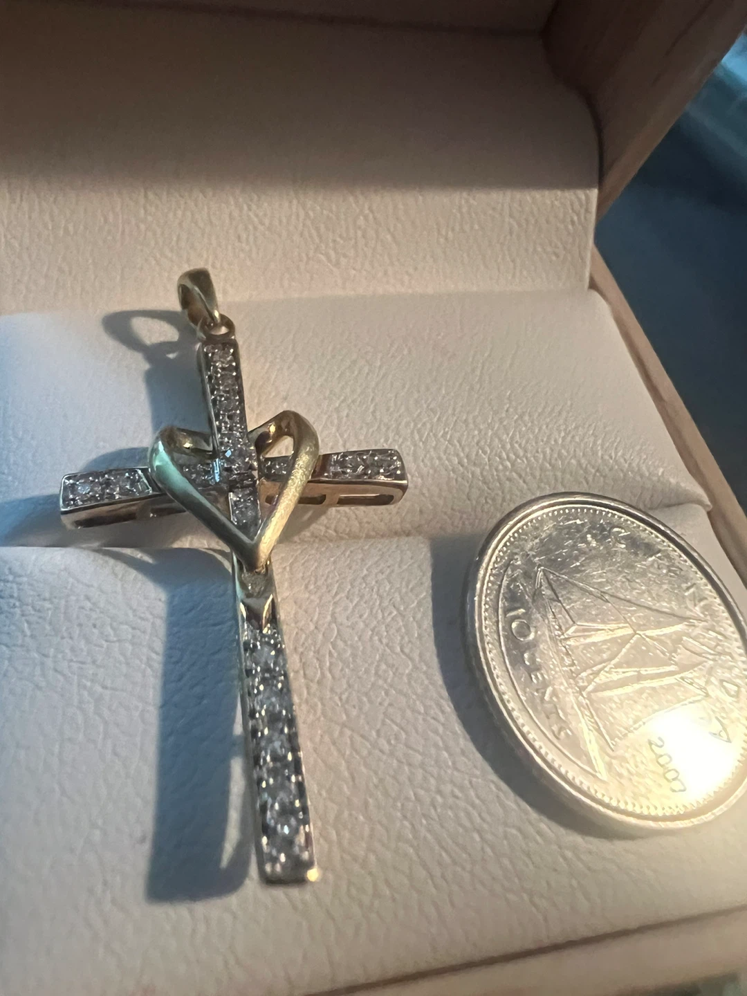 10 k Diamond Cross Pendant