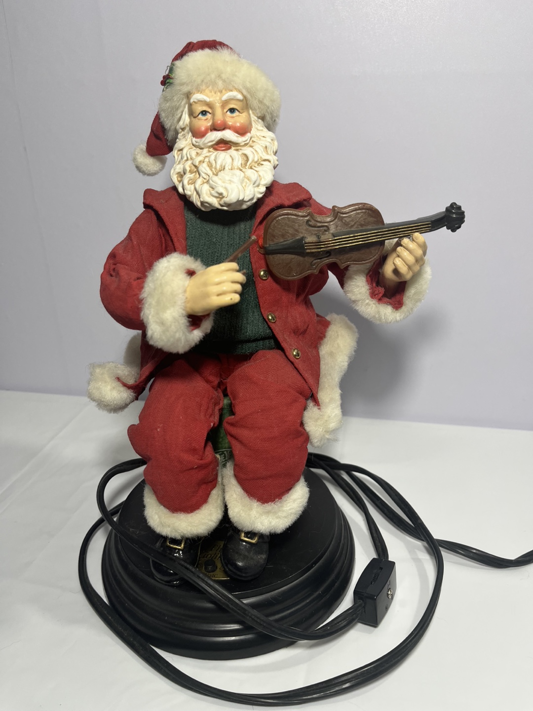 Santa Claus Figurine with Violin