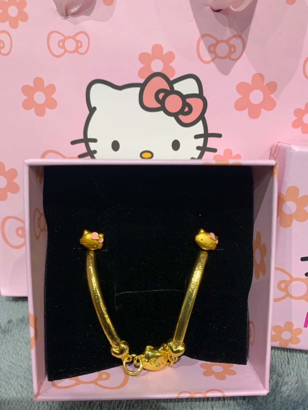 Hello Kitty  Kids Gold  Plated Bangle and Earrings - photo 3