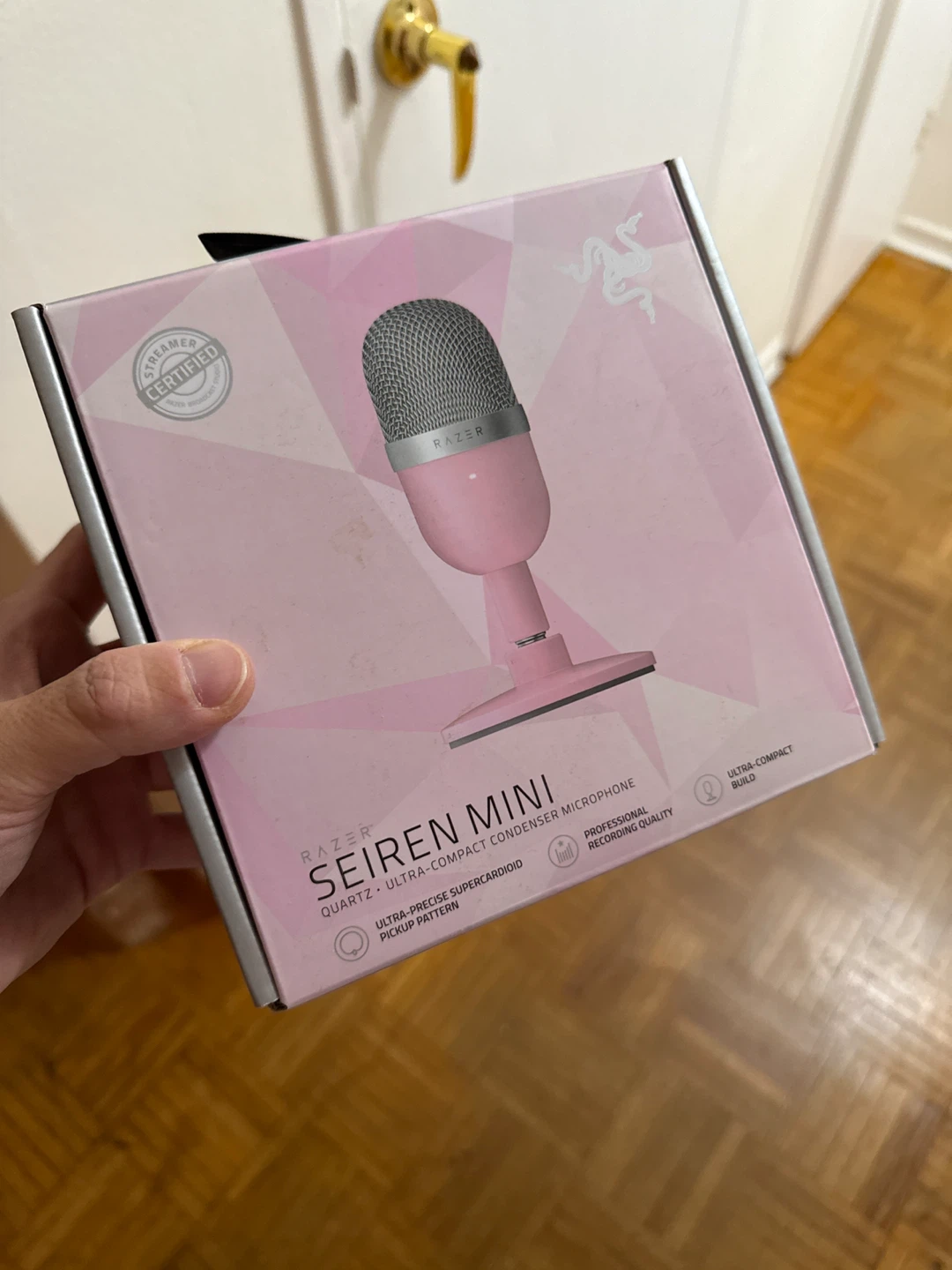 New Razer Seiren Mini Quartz Microphone