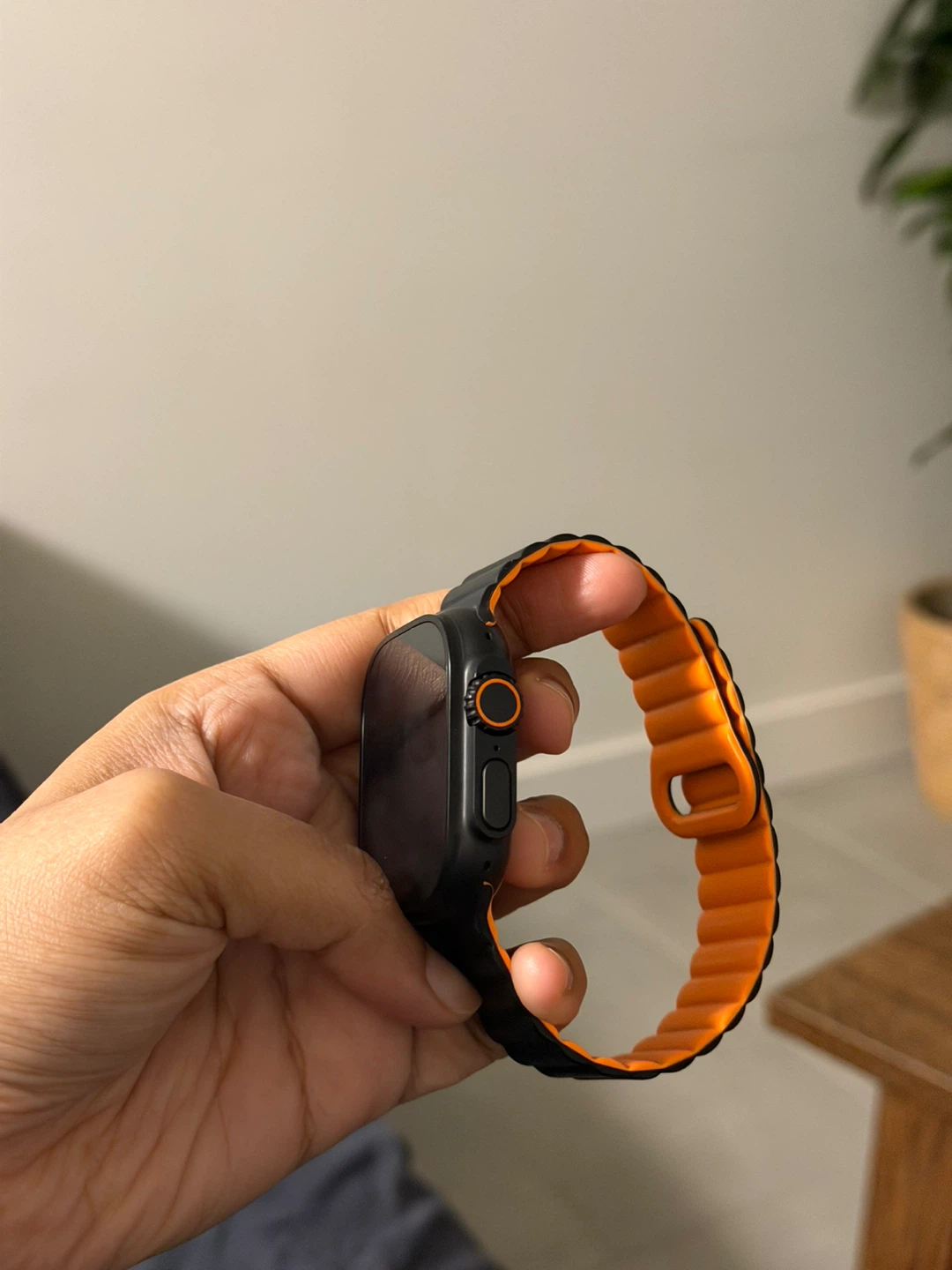 Apple Watch Ultra 2- Black Titanium- 49 mm - photo 2