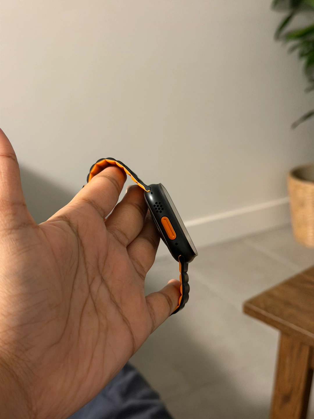 Apple Watch Ultra 2- Black Titanium- 49 mm - photo 3