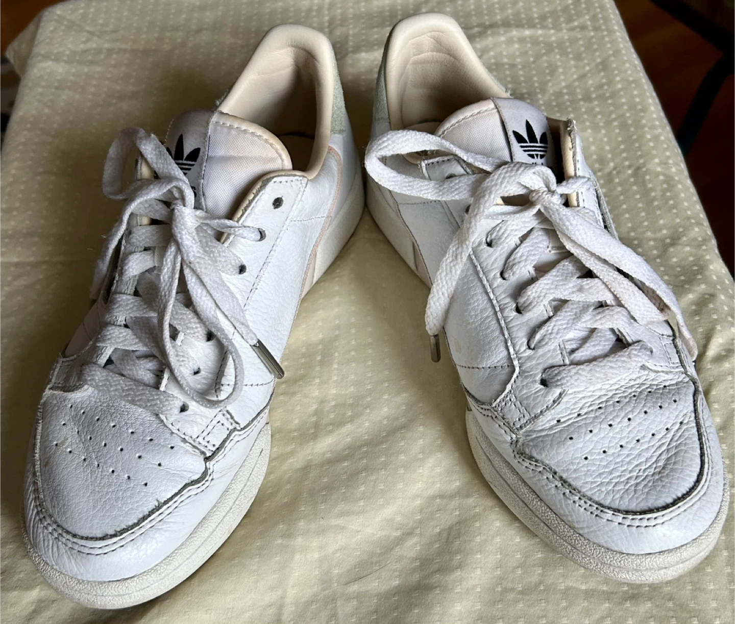 Adidas gym shoes - photo 4