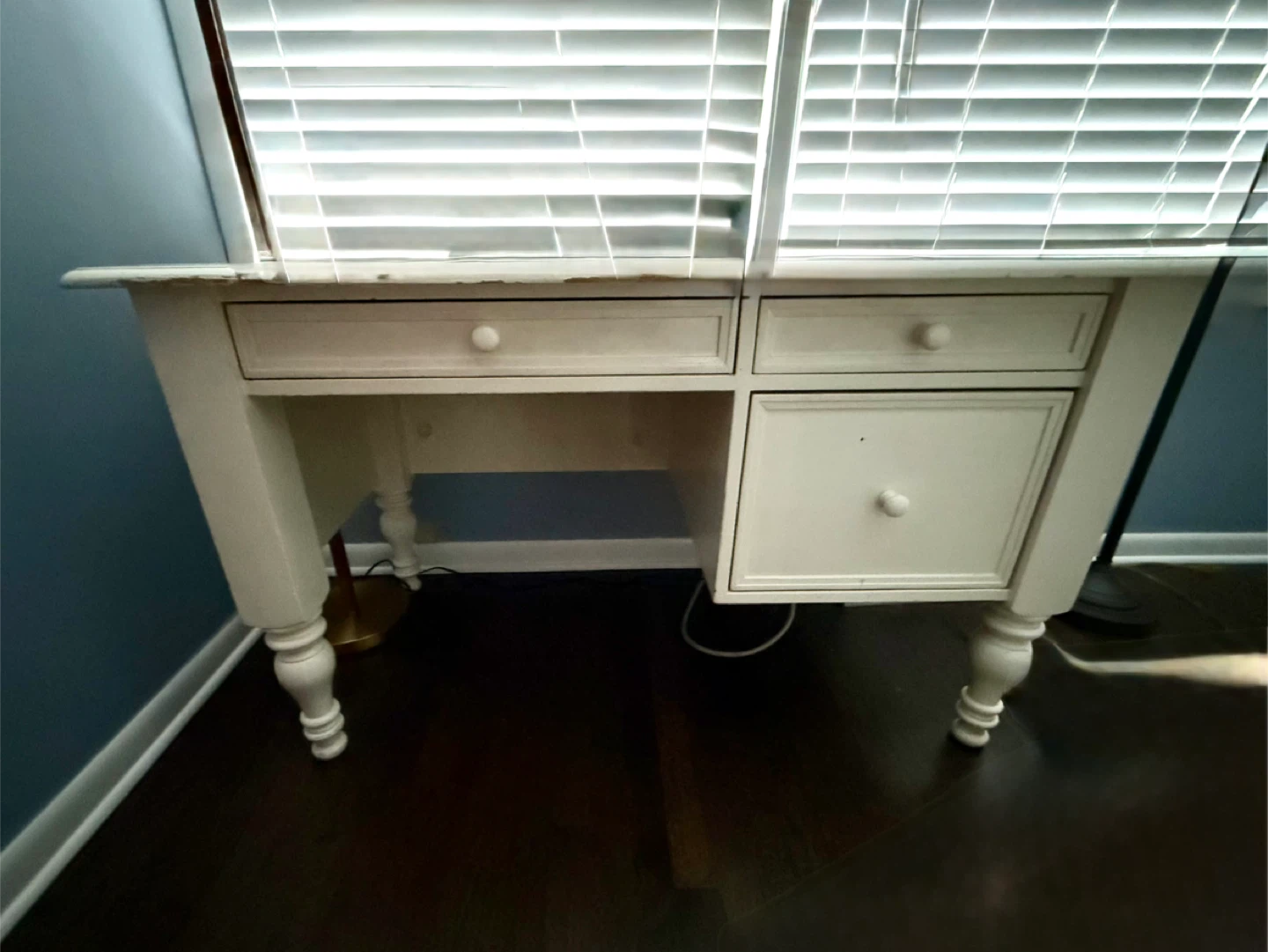White Wooden Desk with Drawers