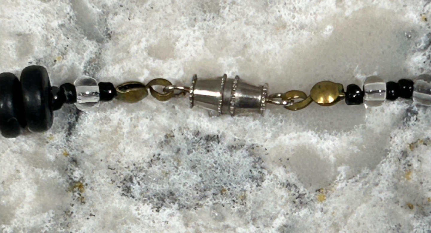 Beaded Necklace - Black, Beige, Iridescent - photo 4