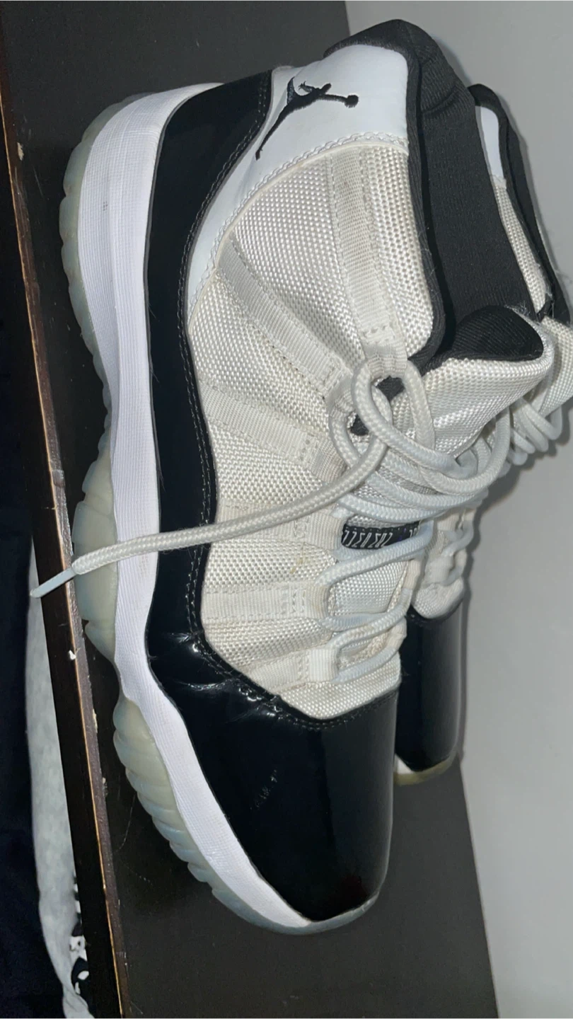 Air Jordan 11 size 11 - photo 2