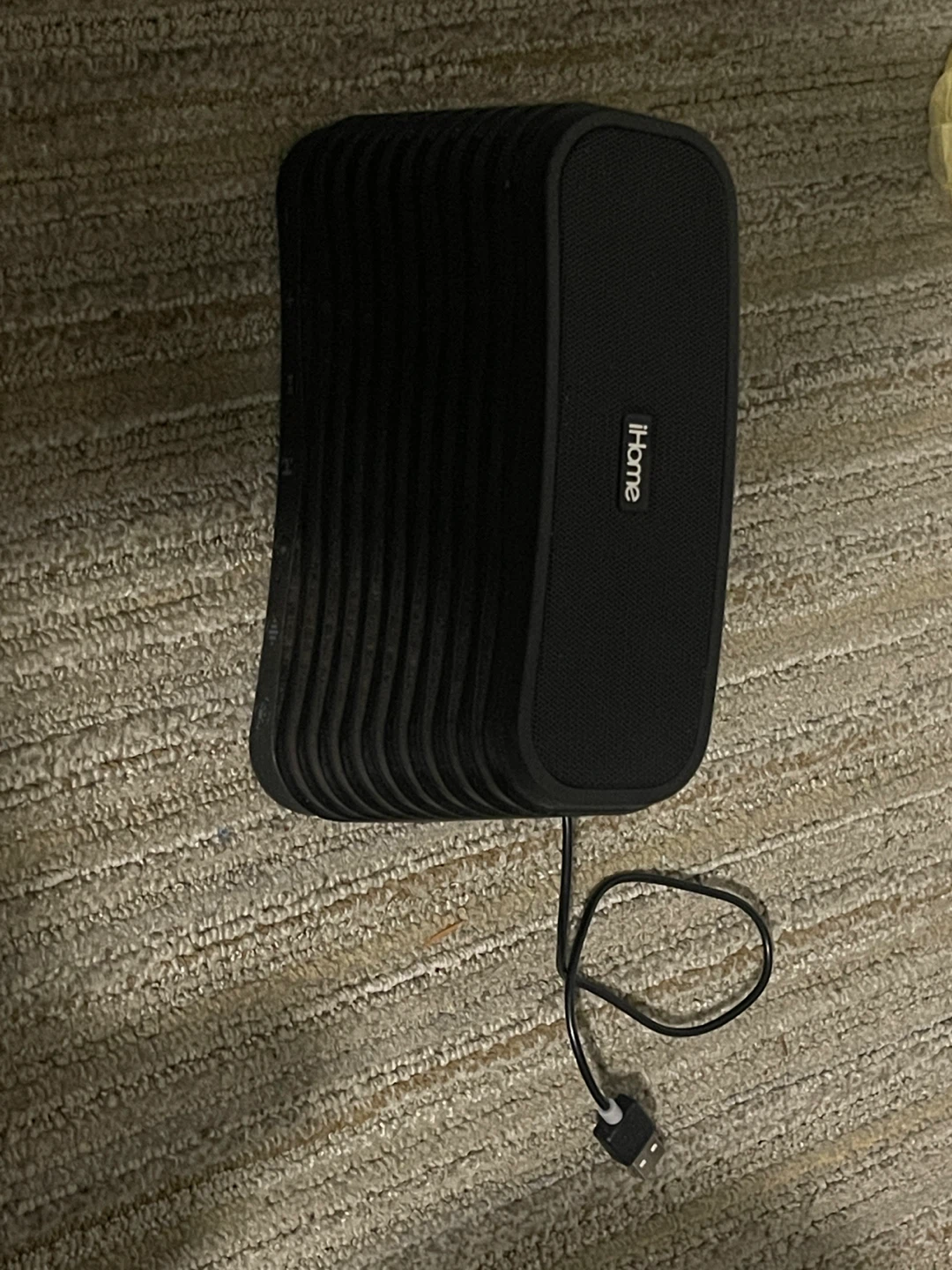 iHome iBT751 Speakers
