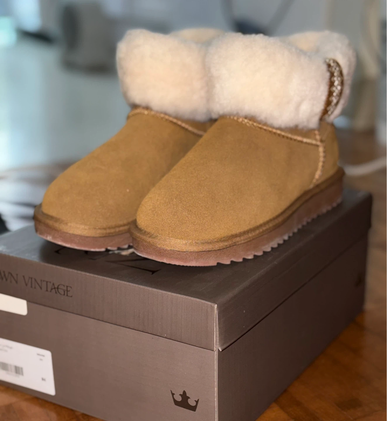 Crown Vintage Brown Boots, Size 6.5-7 - photo 2