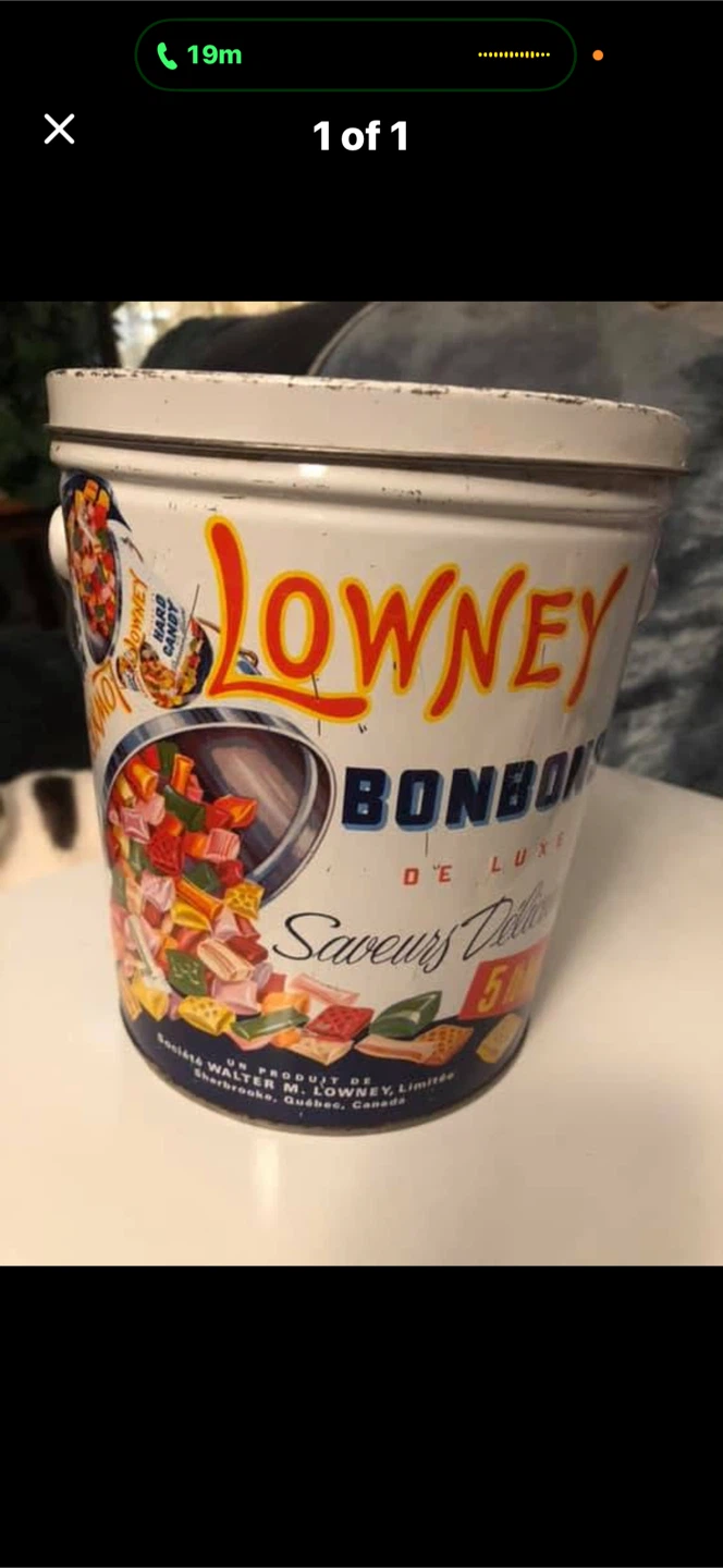 Vintage Lowney Bonbon De Luxe Tin