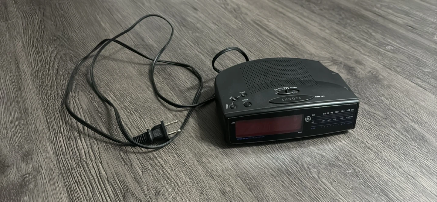 GE Digital Alarm Clock Radio