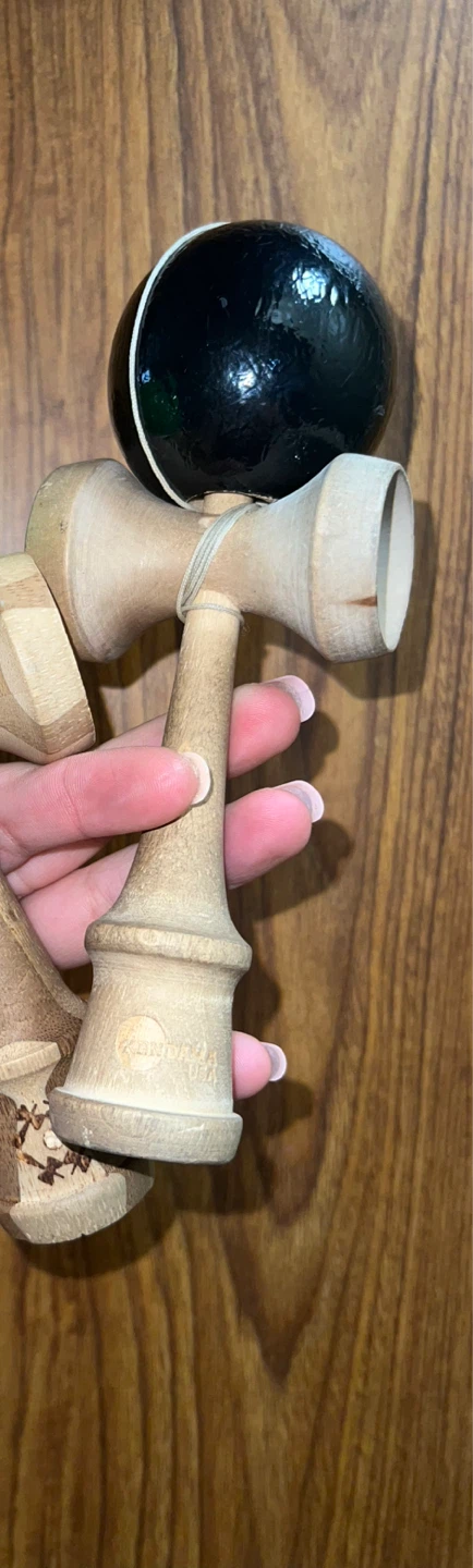 Black Kendama