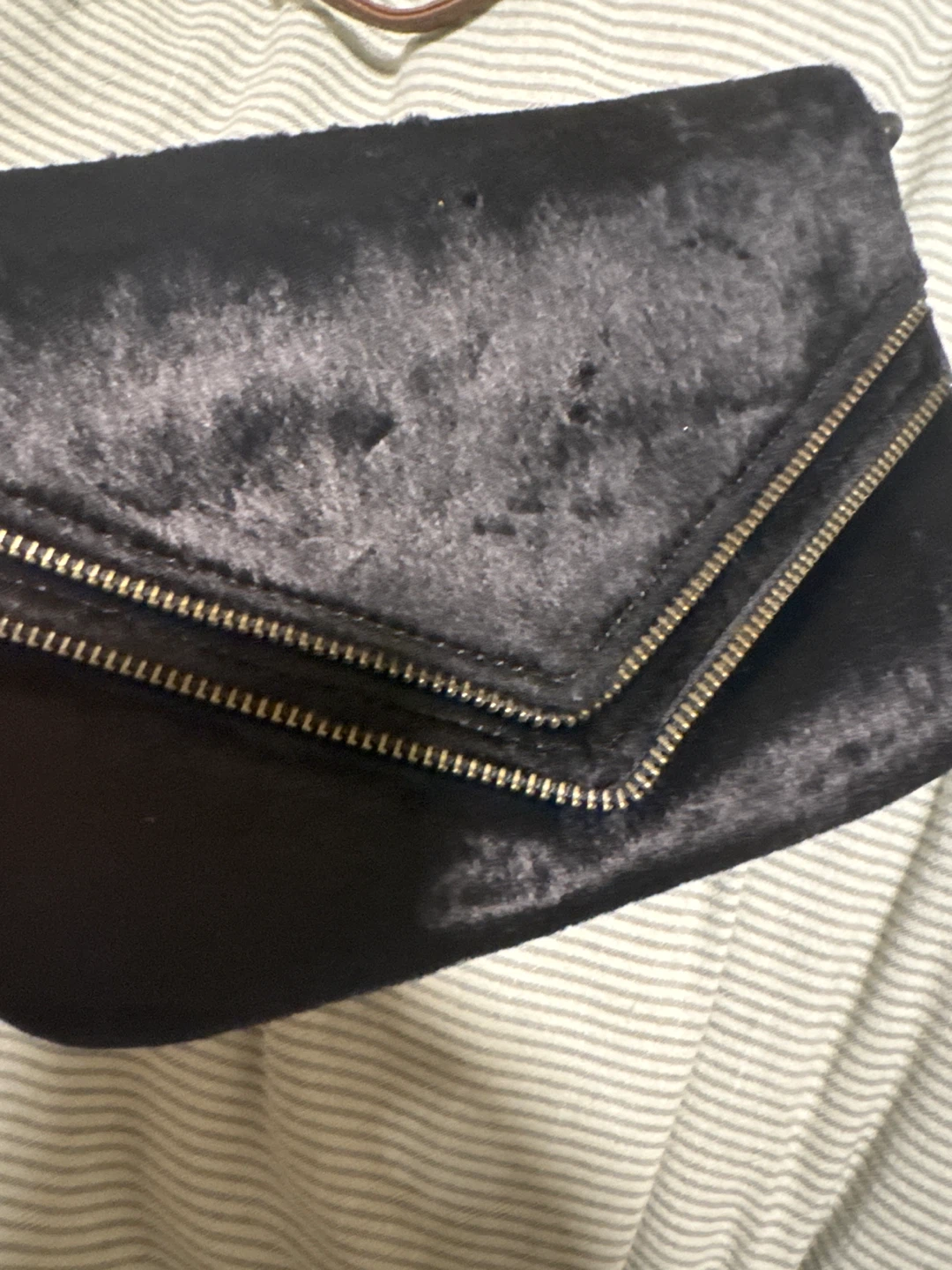 Matt & Nat Black Clutch with real leather - photo 3