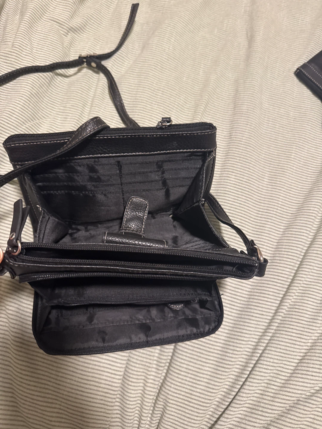 Black Leather Crossbody Bag - photo 4