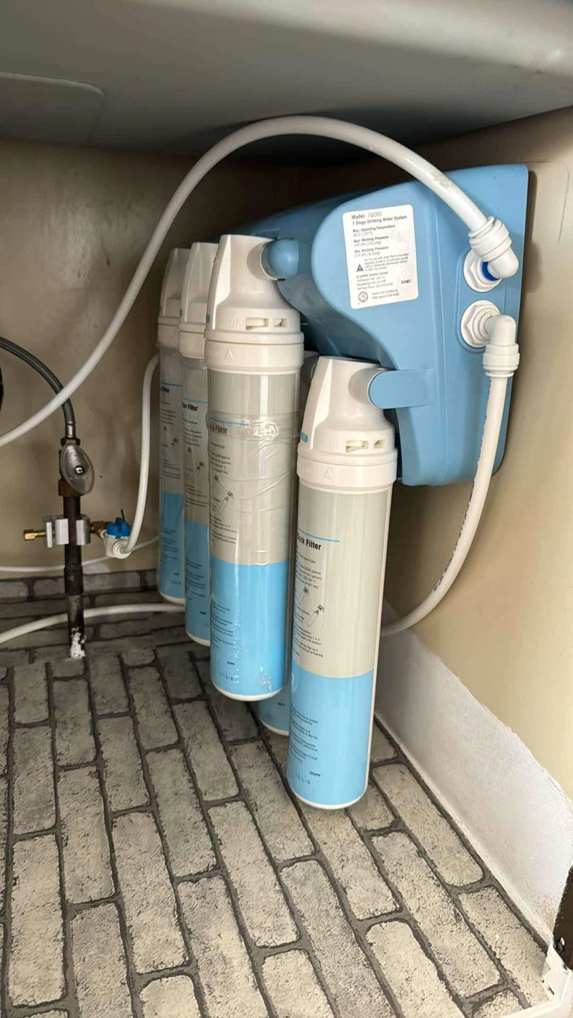 Kitchen Water Filtration System - photo 2