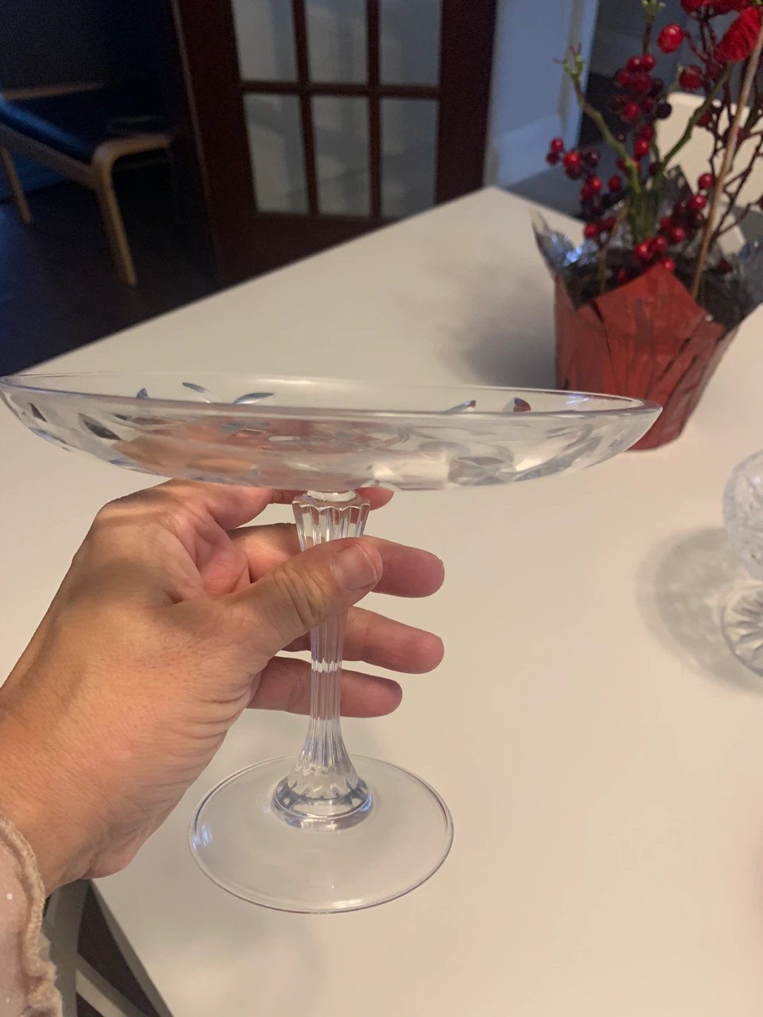 Elegant Glass Pedestal Cake Stand - photo 2