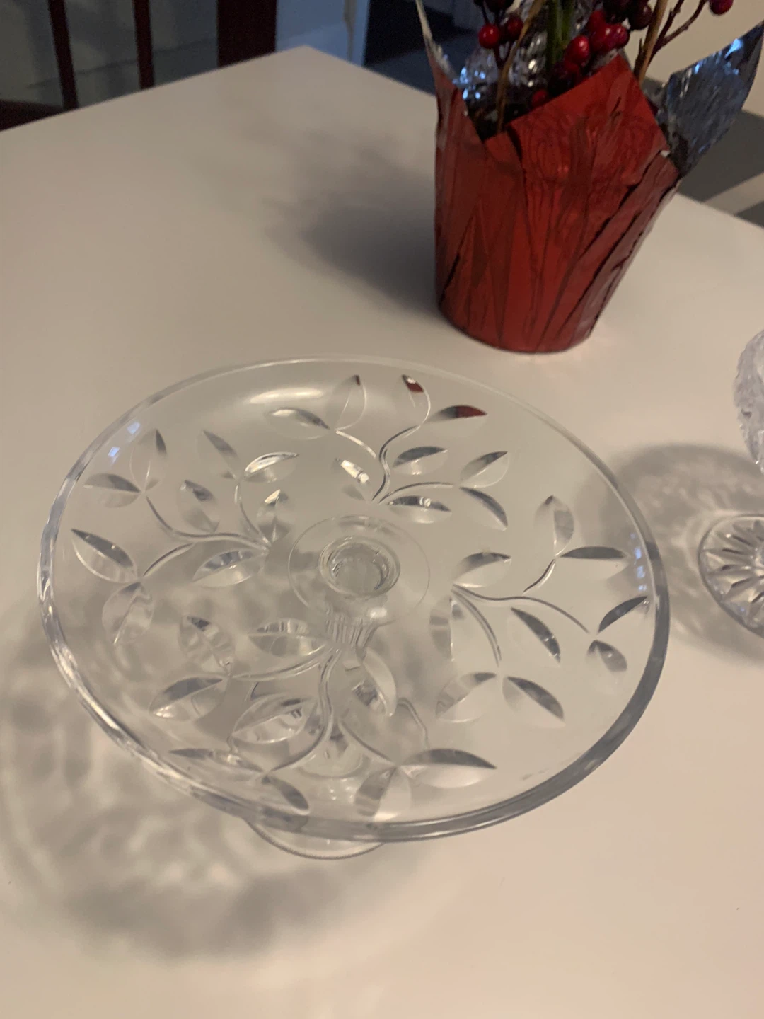 Elegant Glass Pedestal Cake Stand - photo 3